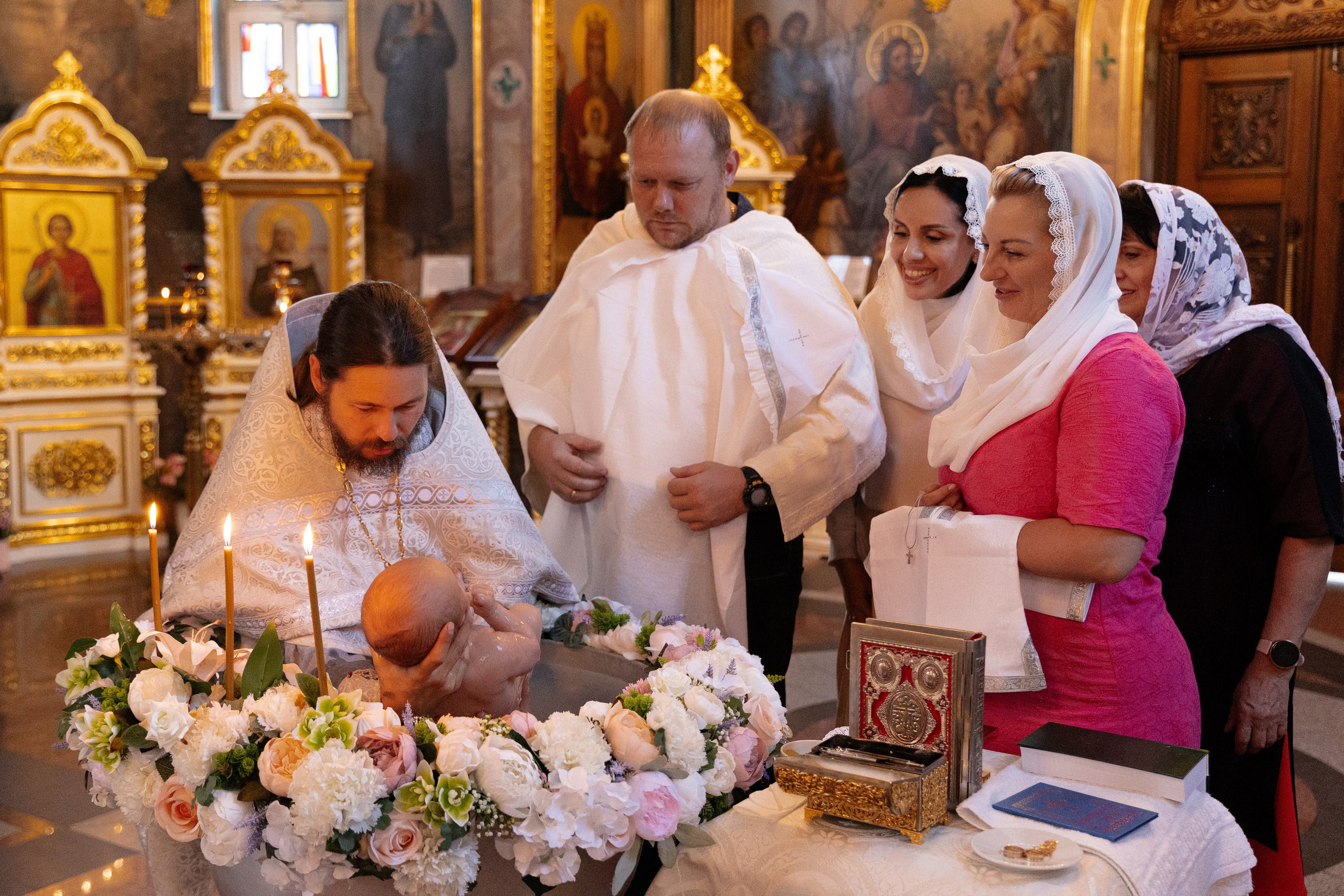 Крещение в Церкви иконы Божией Матери Целительницы. Свадебный фотограф и видеограф Краснодар, Ростов, Сочи, Новороссийск
