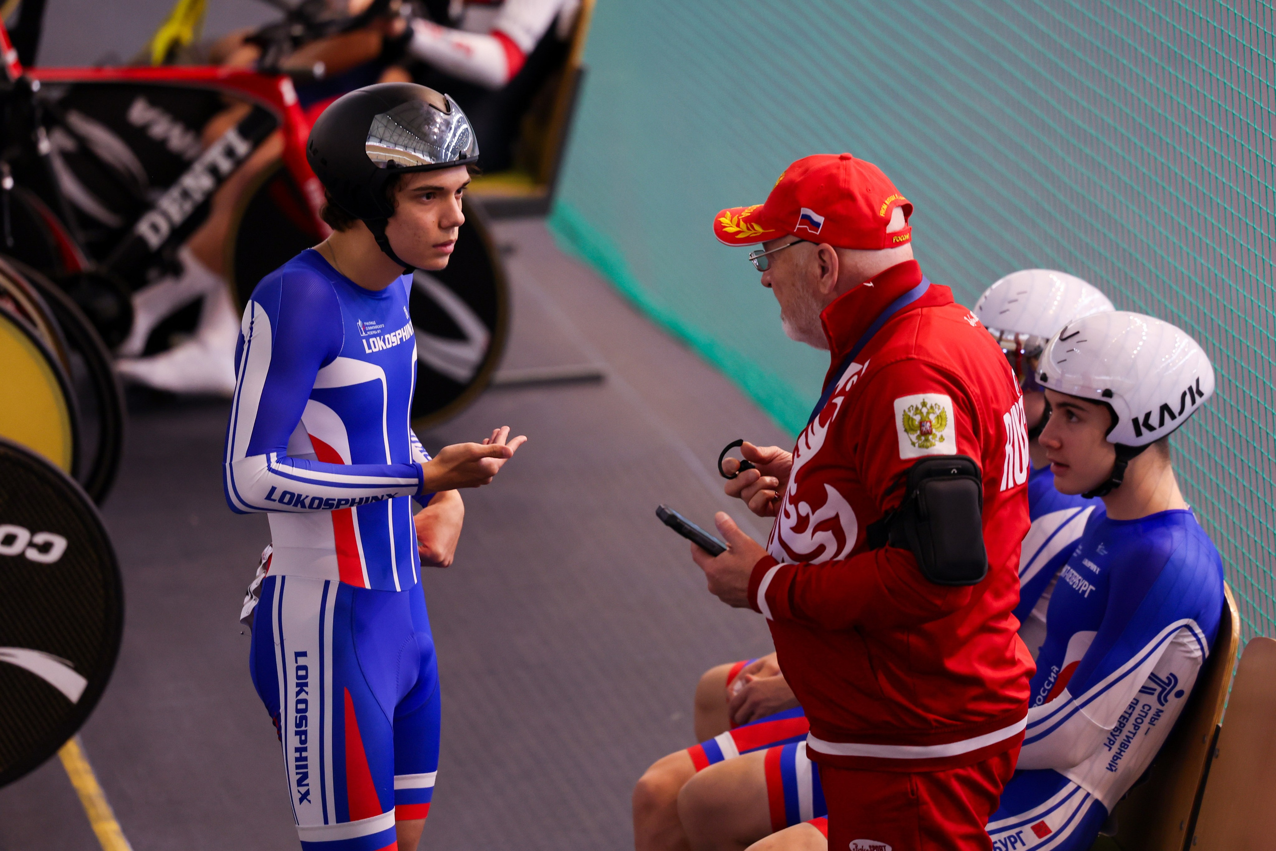 Первенство России по велосипедному спорту «трек» 16.10.2025. Спортивный и репортажный фотограф Антон Тереханов