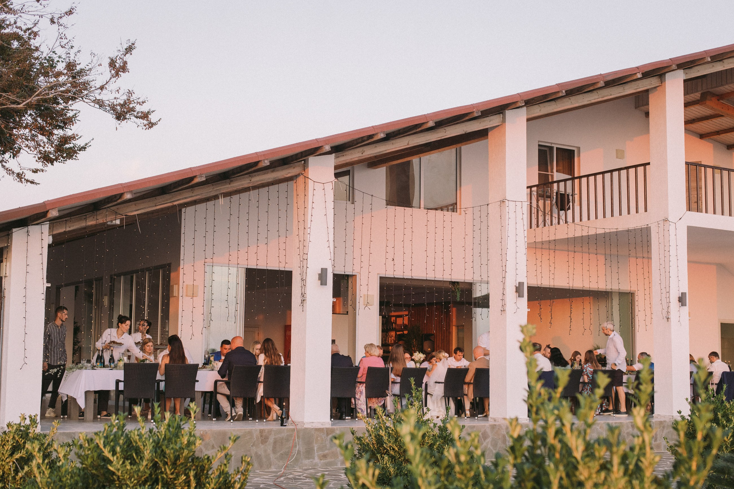 Свадьба на вилле на берегу Черного моря. Свадебный, репортажный и портретный фотограф Сочи, Краснодар. Александра Зайцева