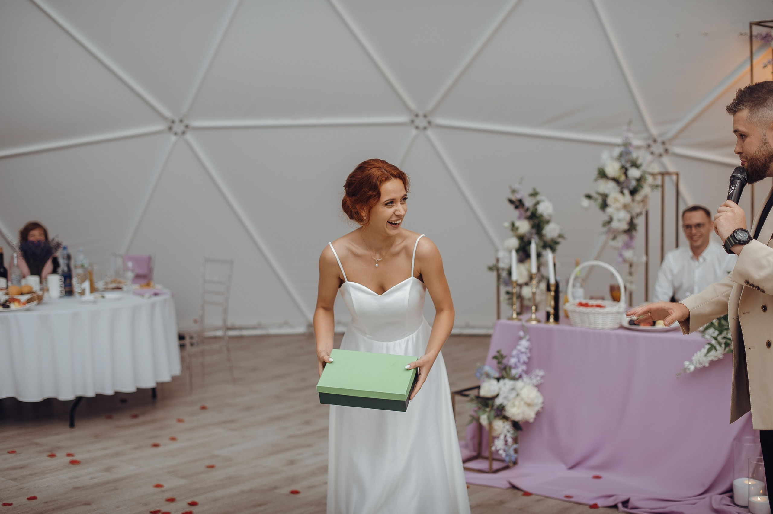 Семейный и дружелюбный свадебный день Людмилы и Сергея. Свадебный фотограф в Ярославле Денис Медоваров