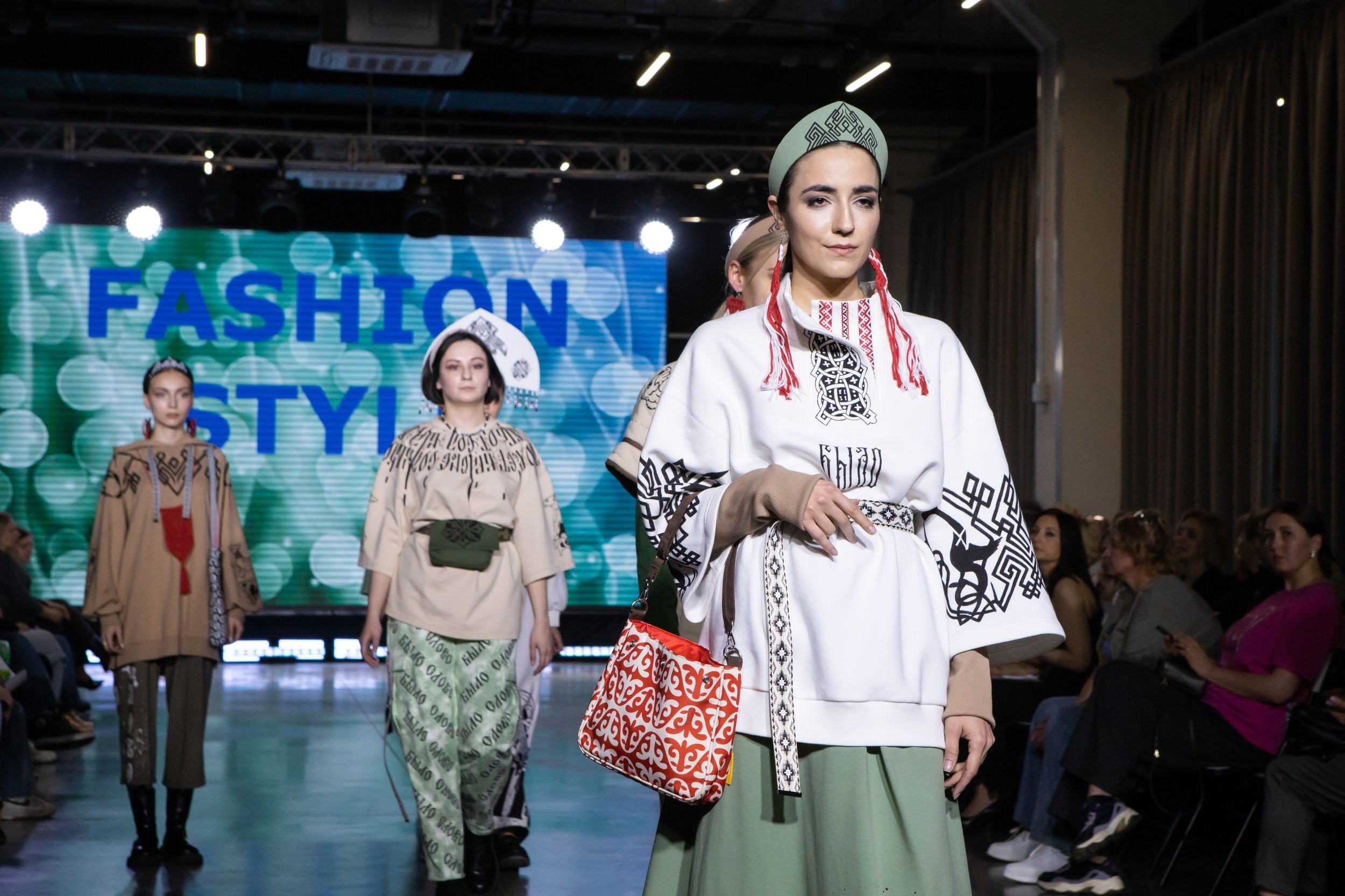 Фестиваль моды и красоты Fashion Style (11 мая 2024). Репортажный фотограф Алексей Пирязев