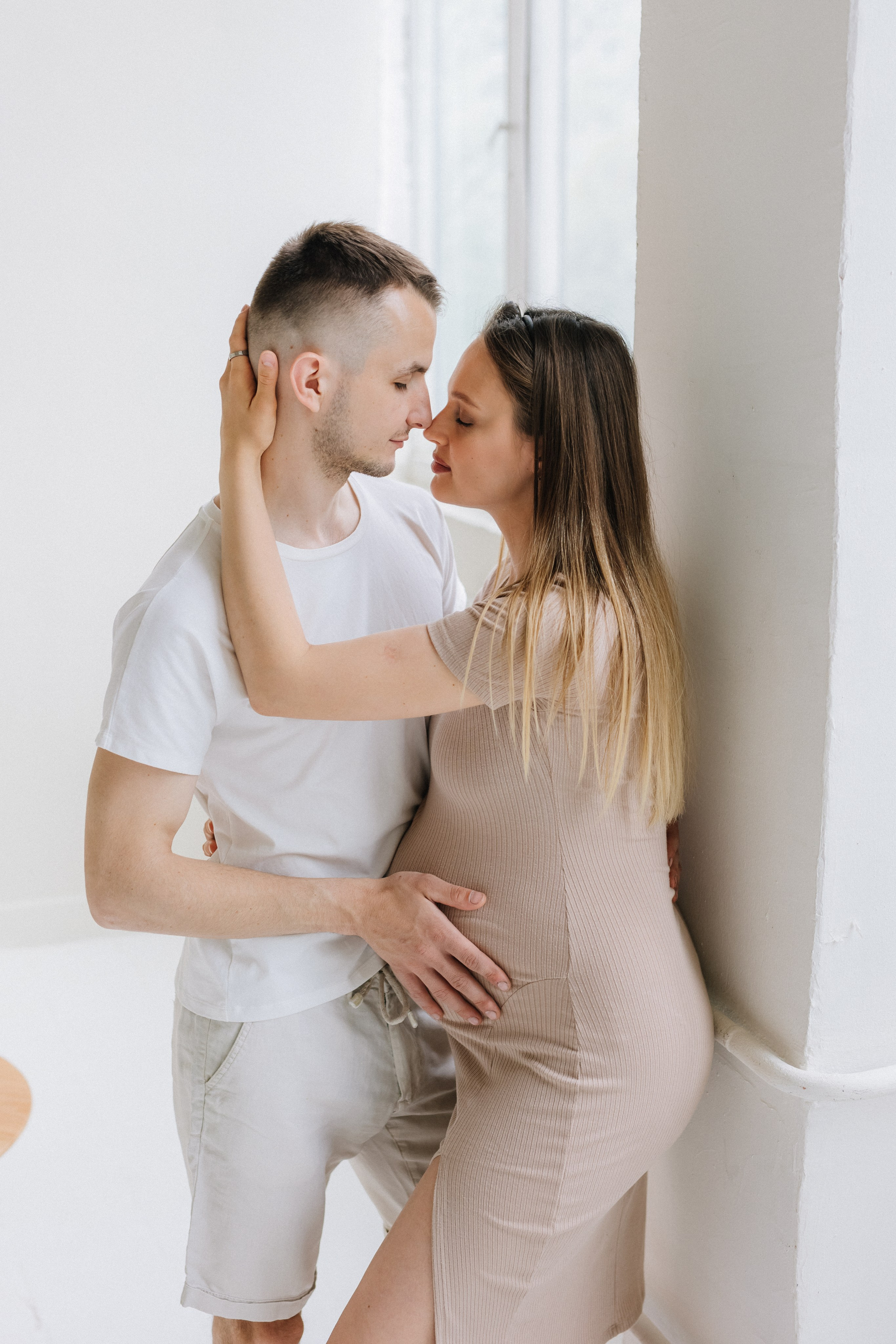 Беременность в интерьерном зале