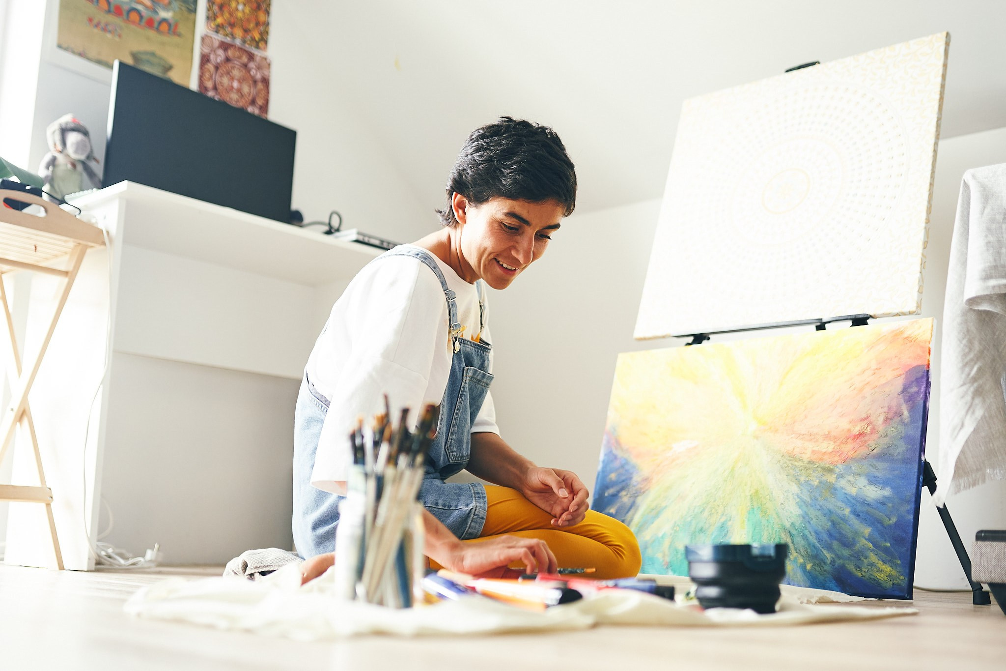 Контент съемка для художницы. Фотограф в Сочи Катя Гончарова