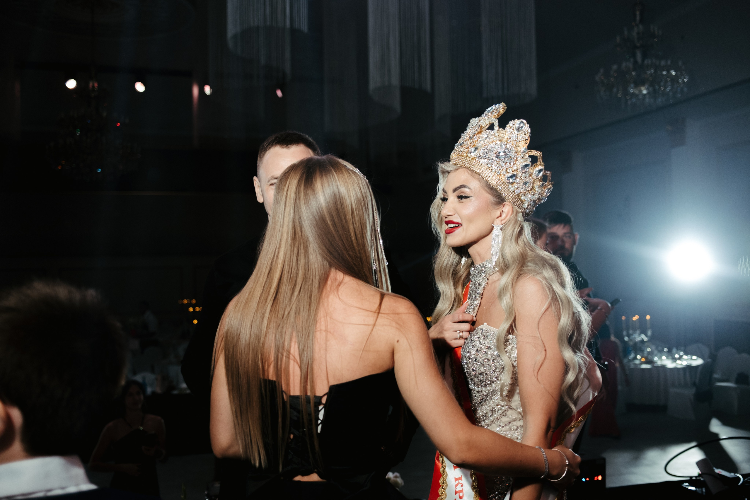 Мисс и Миссис Россия Земли Краснодар 2025 программа. Свадебный и репортажной фотограф Денис Ожигин в Краснодаре и Краснодарском крае