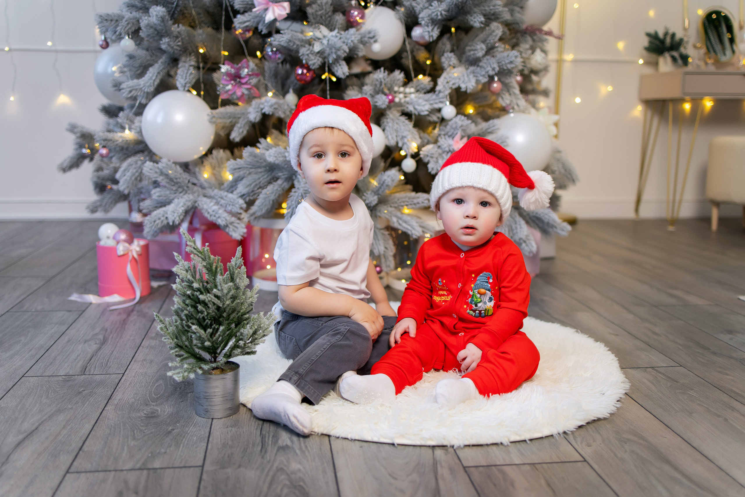 Ваши фотографии. Интерьерная фотостудия Background в Омске