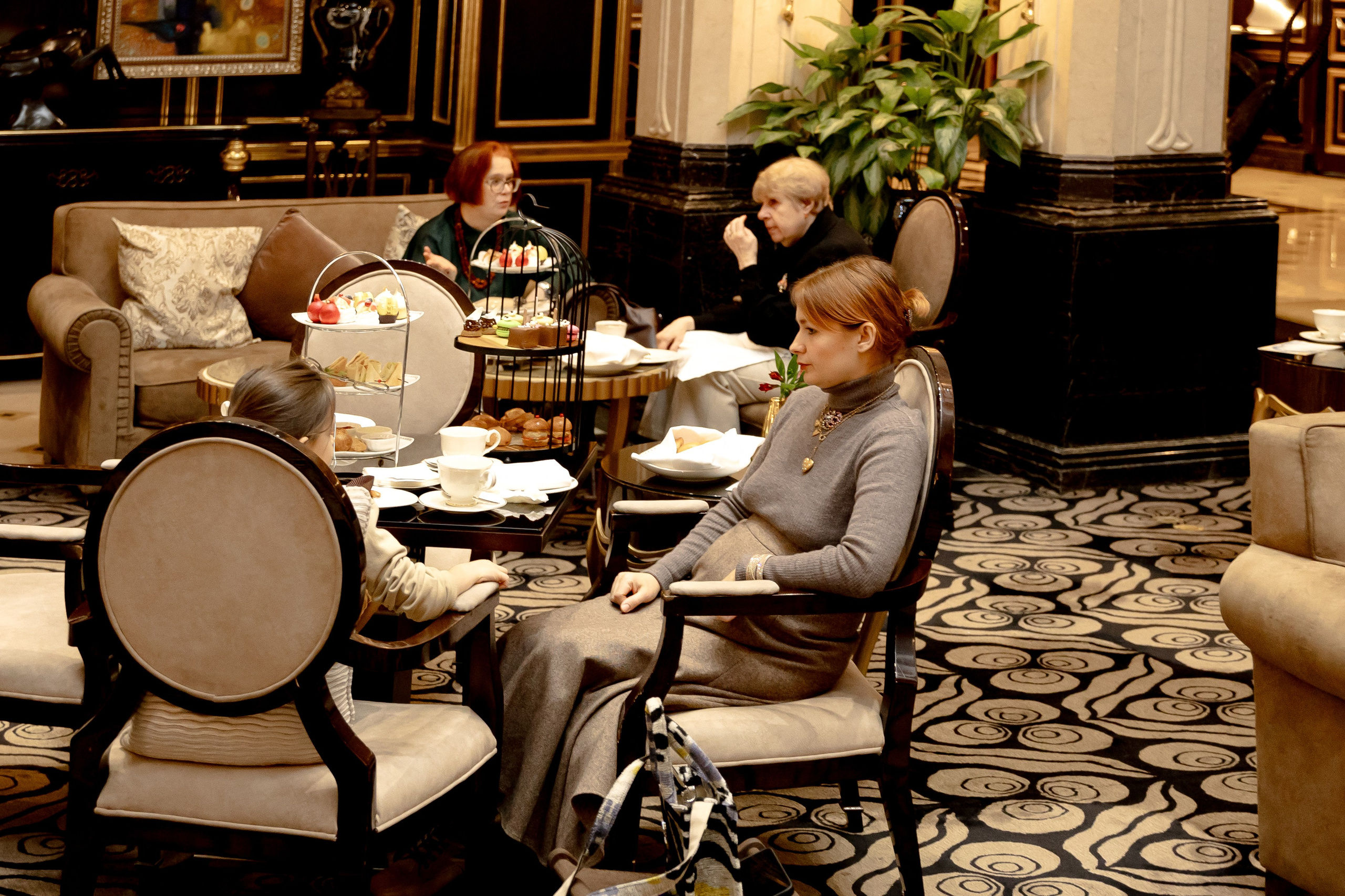 Чайная церемония в отеле «ST REGIS MOSCOW». Свадебный/Портретный фотограф снимаю в Москве