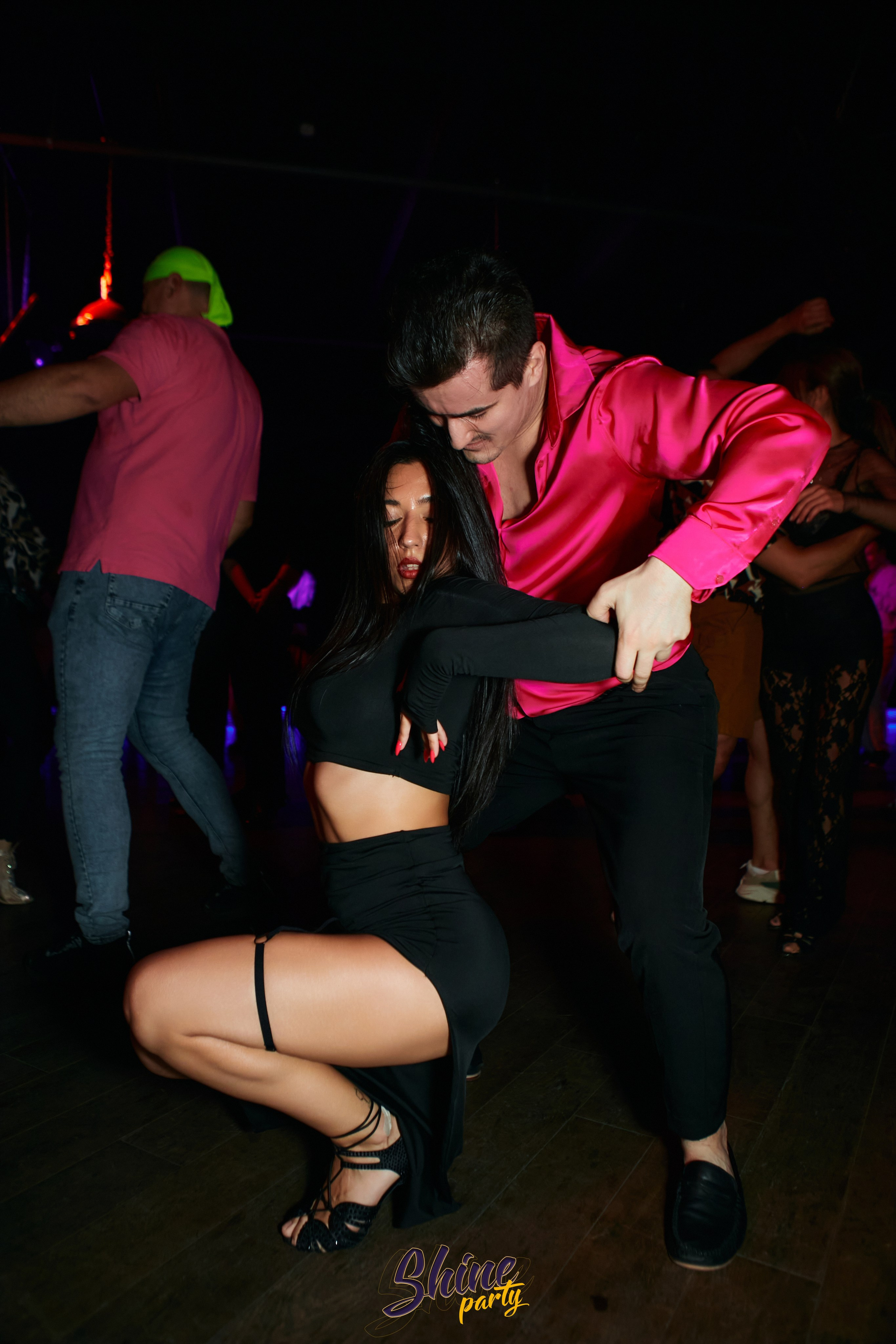 Shine party bachata. Свадебный фотограф