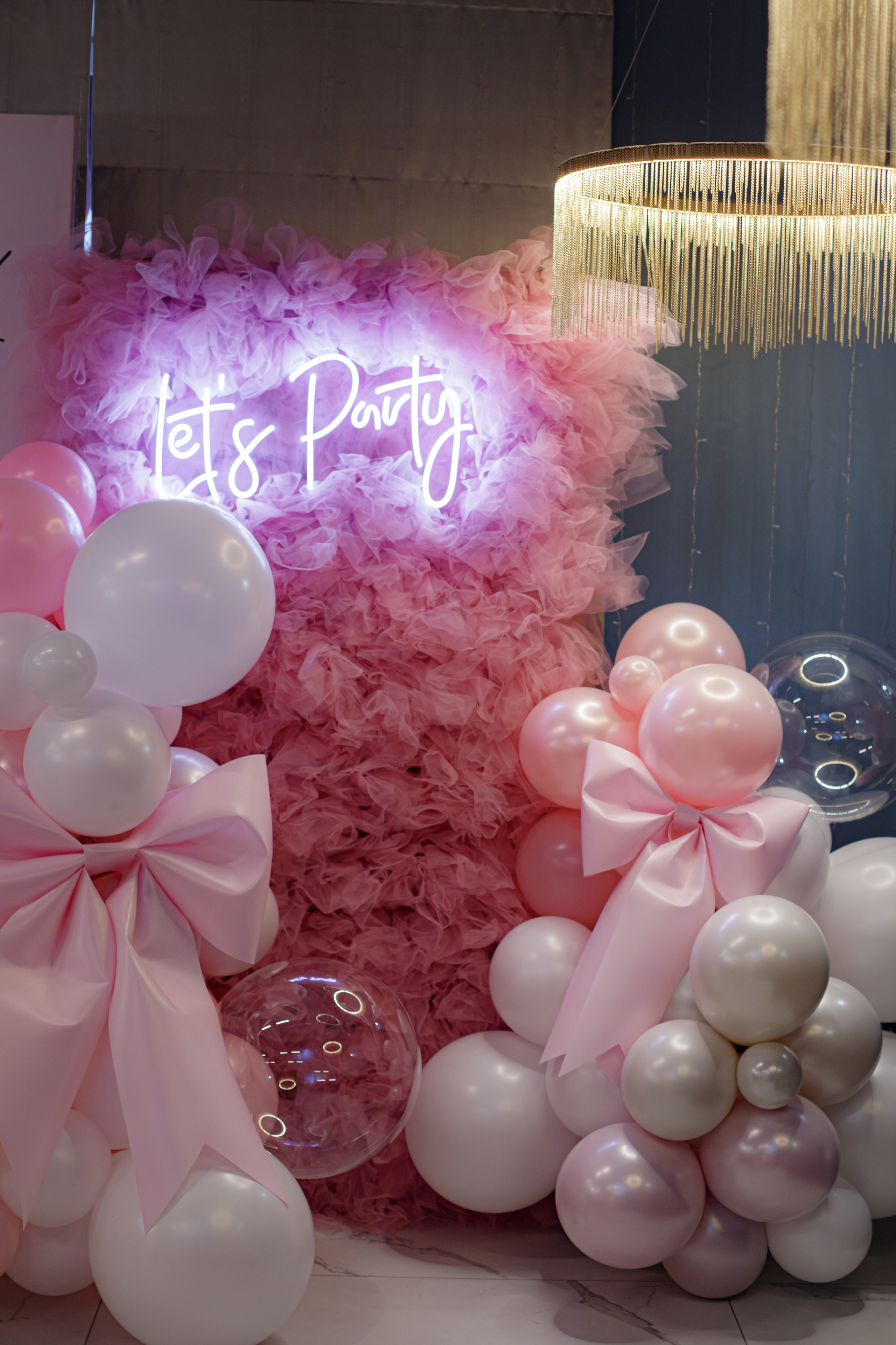 ASIA'S BIRTHDAY PARTY. Photokarish