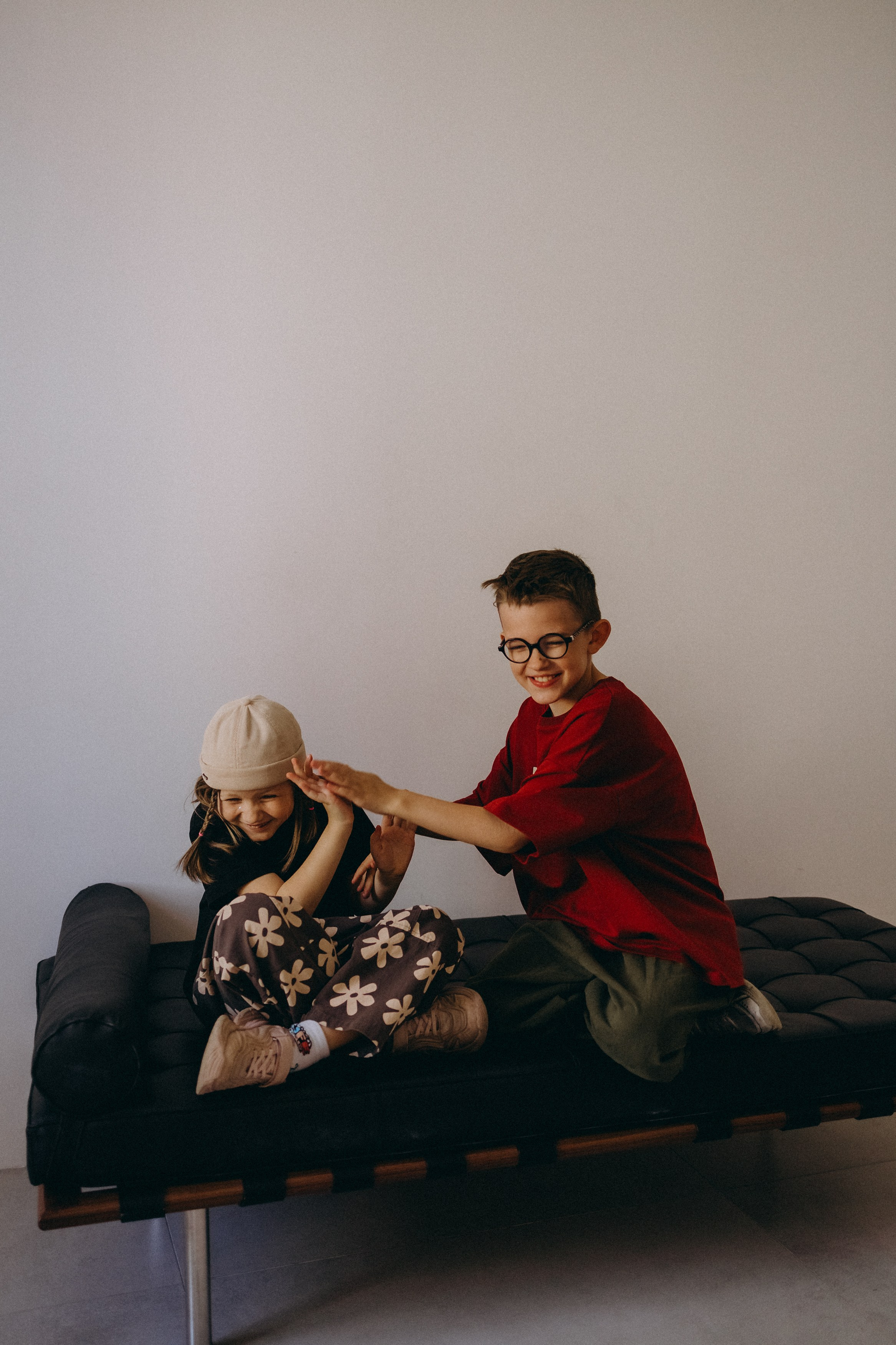 Таня, Костя, Стеша. Главная