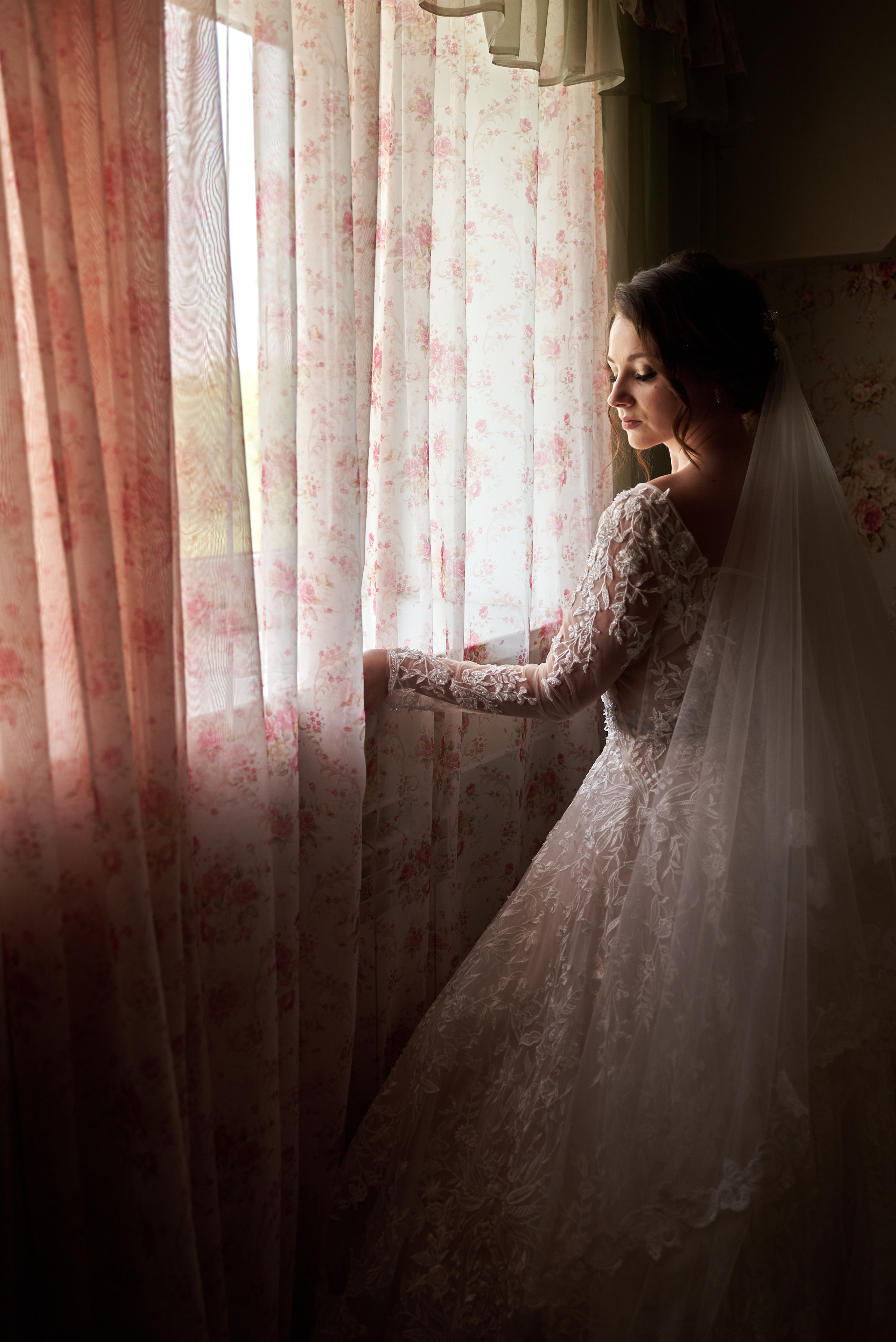 Анонс свадьбы Игоря и Софьи. Профессиональный фотограф Старый Оскол, Губкин — свадьба, венчание, крещение, юбилей и день рождения