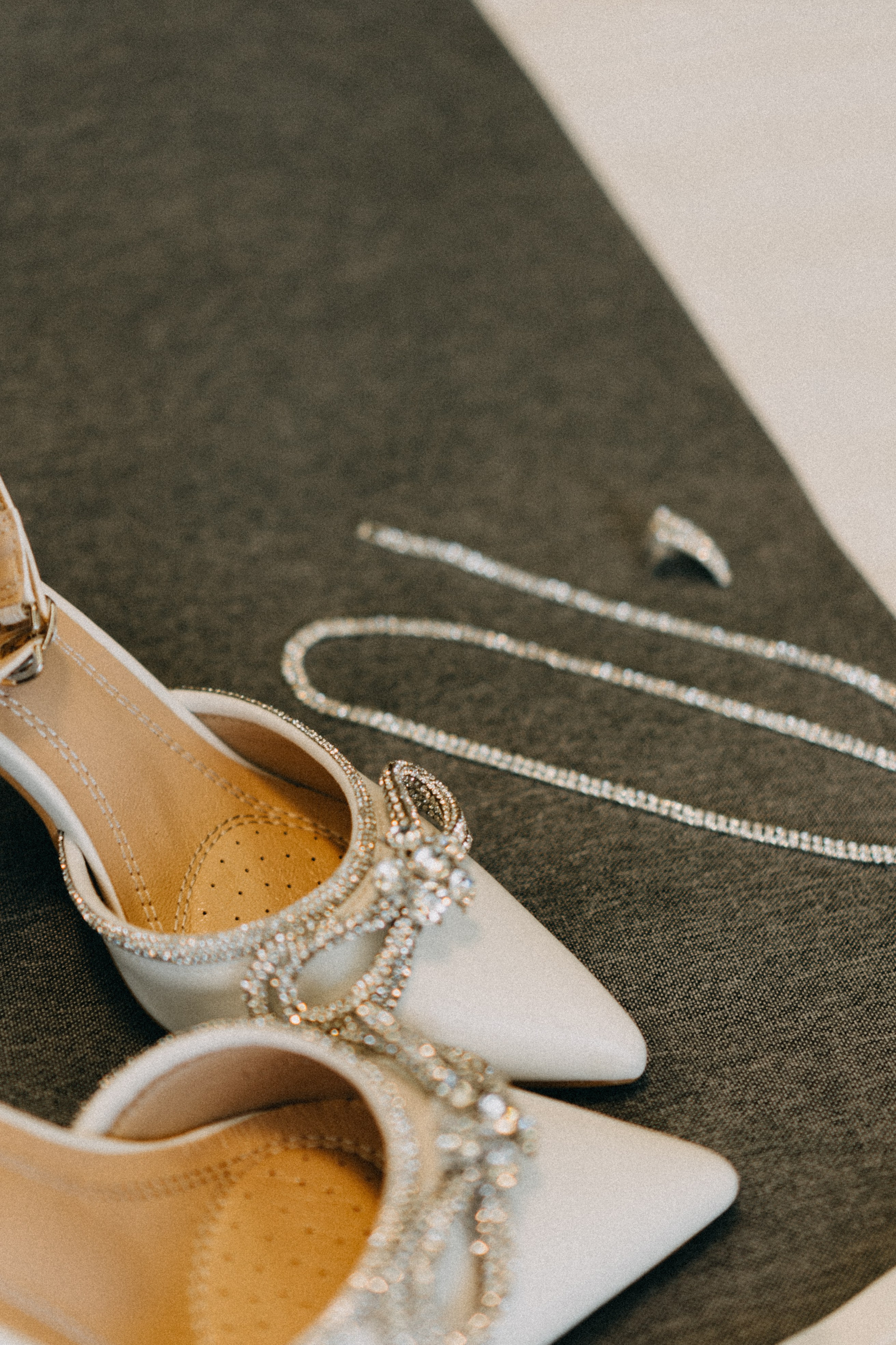 СВАДЕБНАЯ СЬЕМКА СБОРОВ ЖЕНИХА И НЕВЕСТЫ В ОТЕЛЕ И ТАКЖЕ ФОТОСЕССИИЯ В ОТЕЛЕЕ МЕГАПОЛИС БРЯНСК. Профессиональный фотограф, Санкт-Петербург — Виктория Богомолова