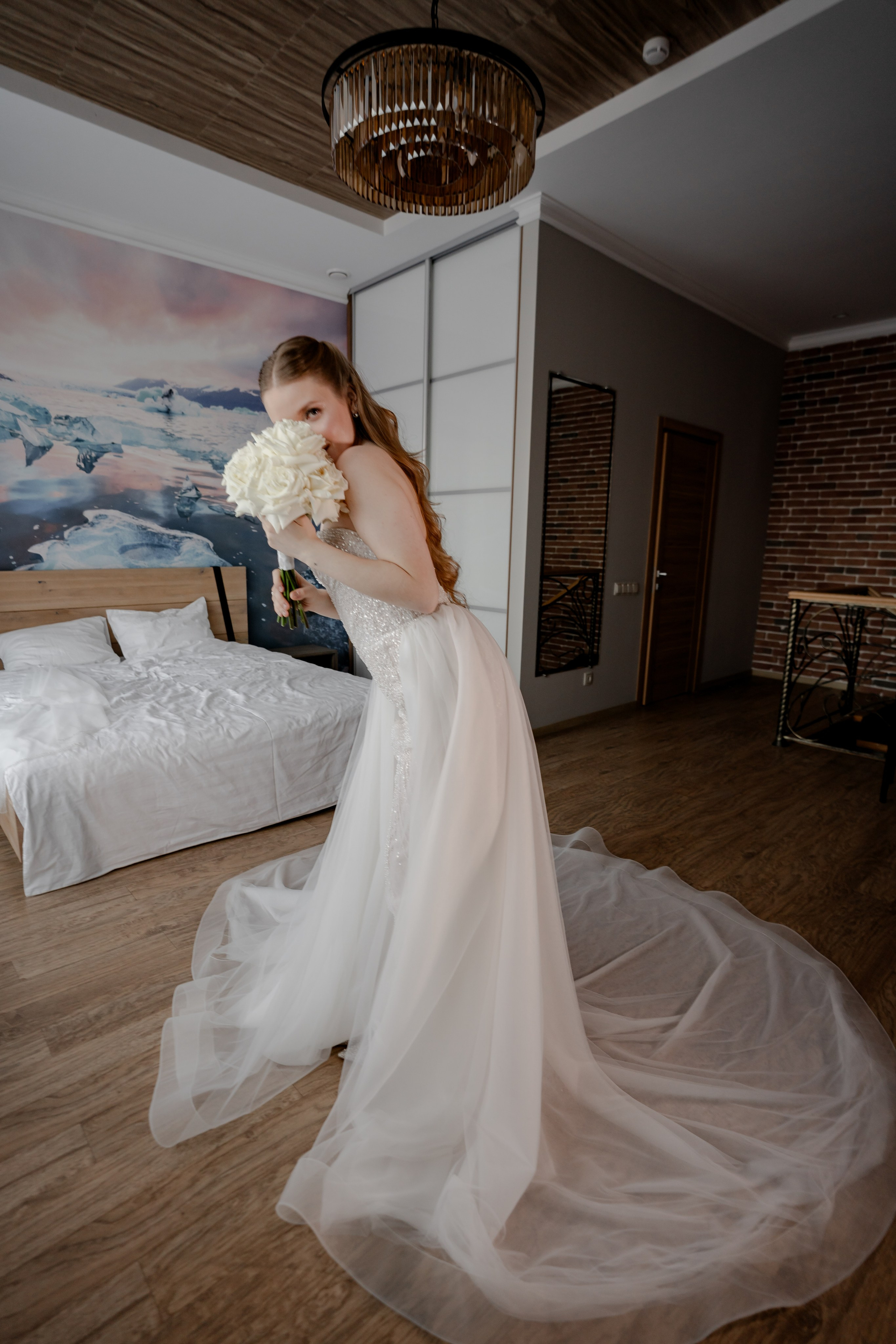 СВАДЕБНАЯ СЬЕМКА СБОРОВ В ОТЕЛЕ И ВЫЕЗД НА ЦЕРЕМОНИЮ (СНЯТО В СИБИРЕ В НИЖНЕВАРТОВСКЕ)М. Профессиональный фотограф, Санкт-Петербург — Виктория Богомолова