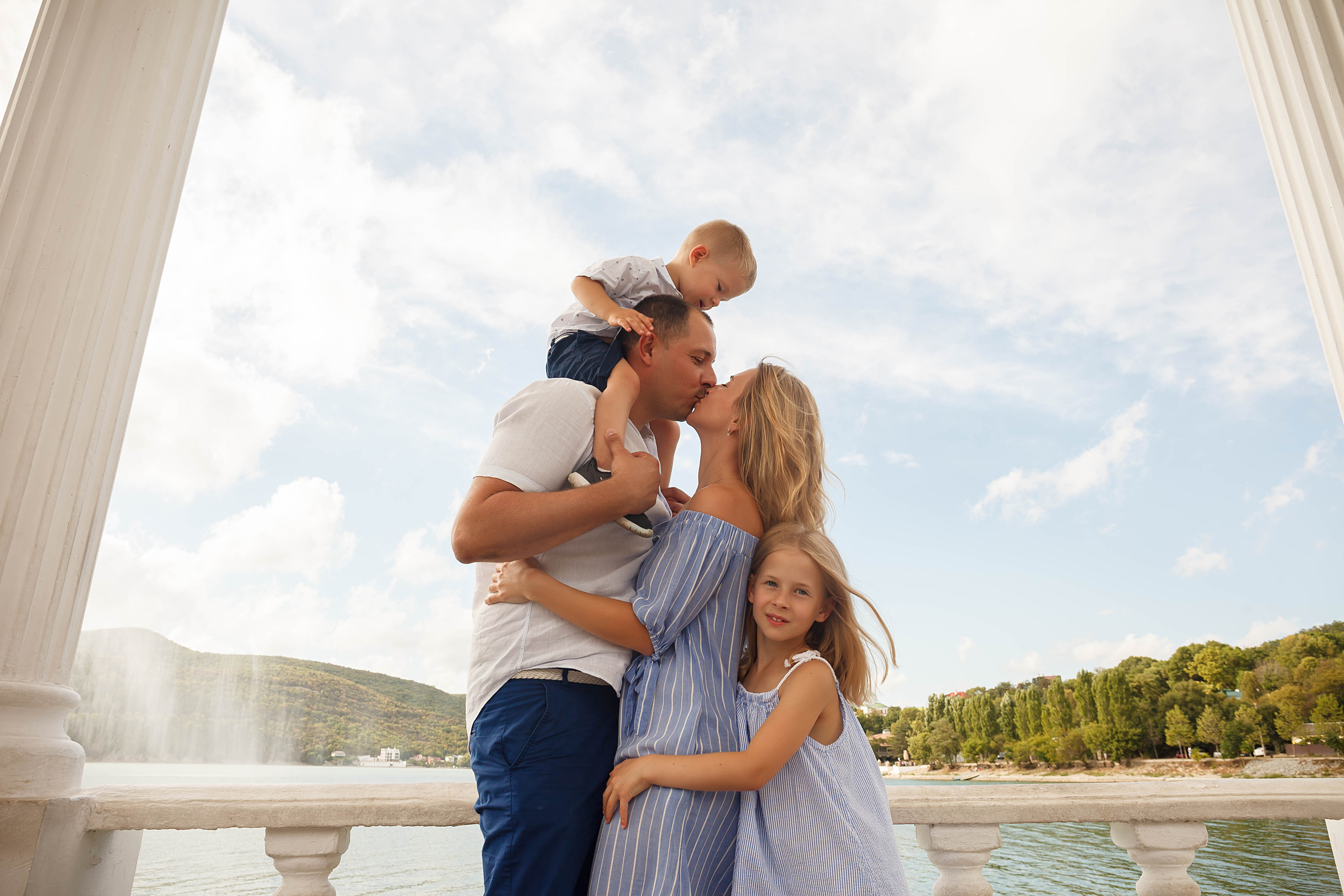 Людмила, Сергей и дети. Фотограф в Геленджике, Архипо-Осиповке, Абрау-Дюрсо, Кринице Виктория