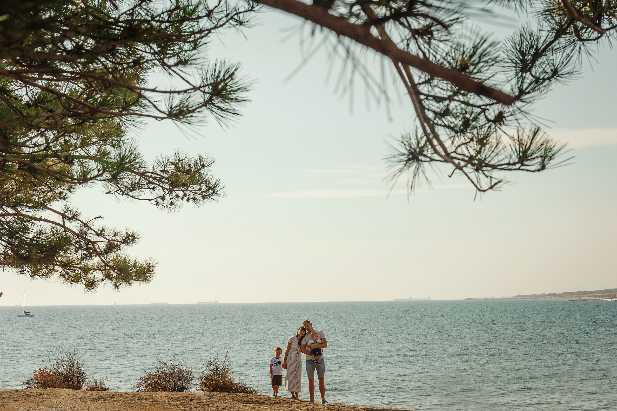 Катя, Максим, Артем и Рома. Фотограф в Геленджике, Архипо-Осиповке, Абрау-Дюрсо, Кринице Виктория