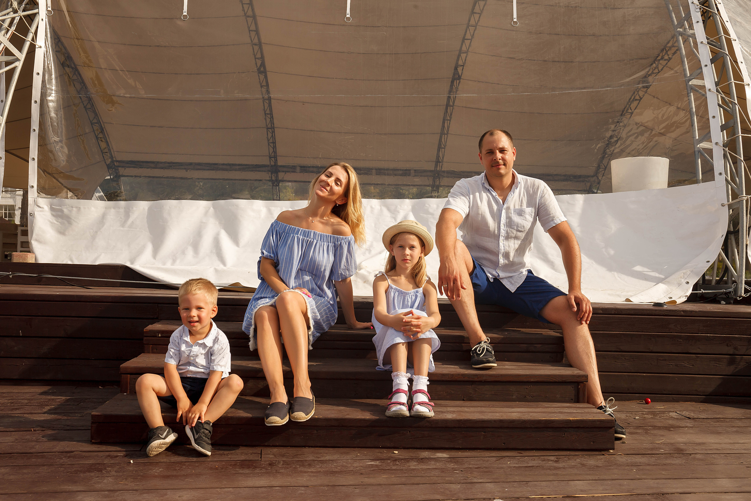Людмила, Сергей и дети. Фотограф в Геленджике, Архипо-Осиповке, Абрау-Дюрсо, Кринице Виктория