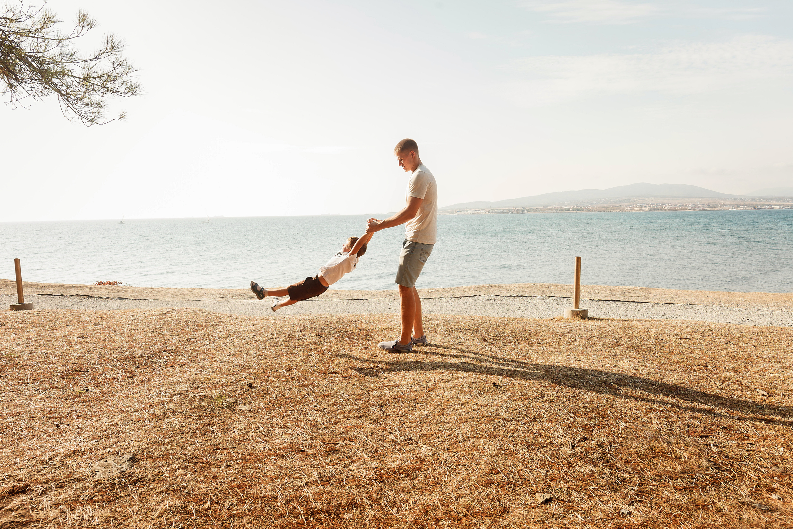 Катя, Максим, Артем и Рома. Фотограф в Геленджике, Архипо-Осиповке, Абрау-Дюрсо, Кринице Виктория