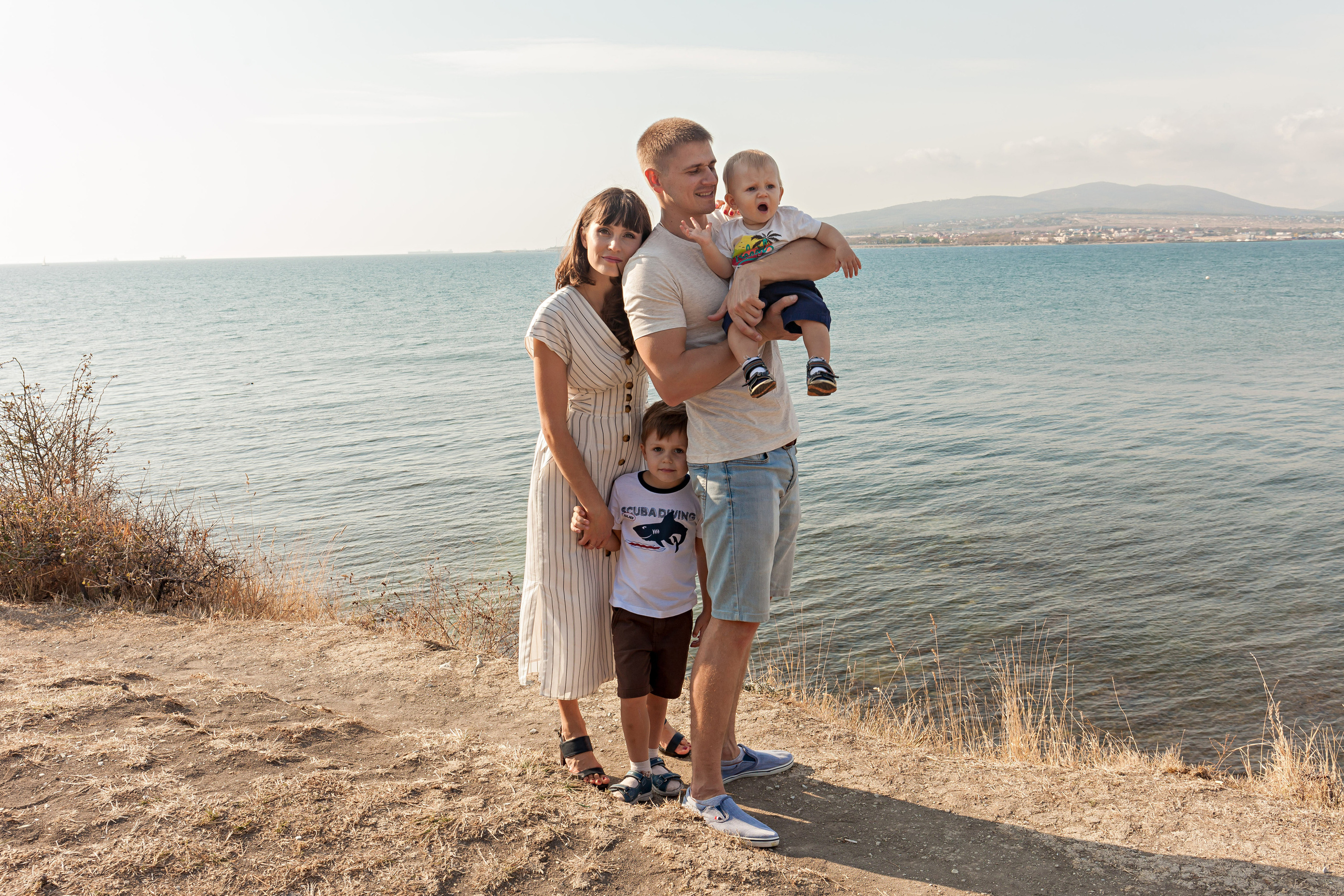 Катя, Максим, Артем и Рома. Фотограф в Геленджике, Архипо-Осиповке, Абрау-Дюрсо, Кринице Виктория