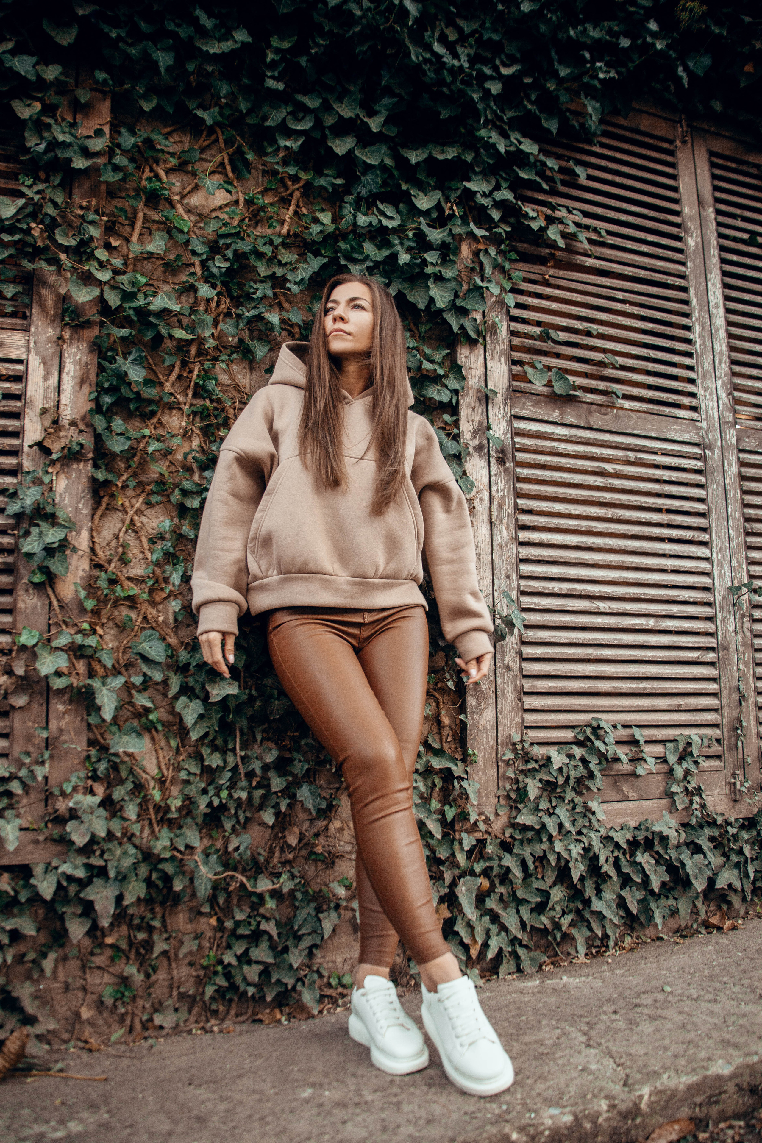 Сабина, Варя, Оля и Снежана. Фотосессия в Абрау. Фотограф в Геленджике, Архипо-Осиповке, Абрау-Дюрсо, Кринице Виктория