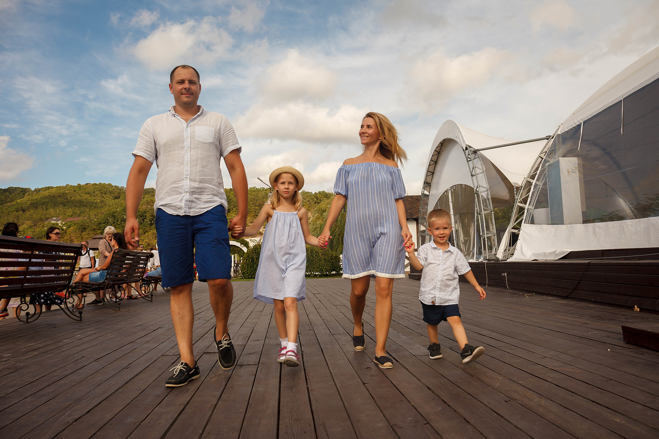 Людмила, Сергей и дети. Фотограф в Геленджике, Архипо-Осиповке, Абрау-Дюрсо, Кринице Виктория