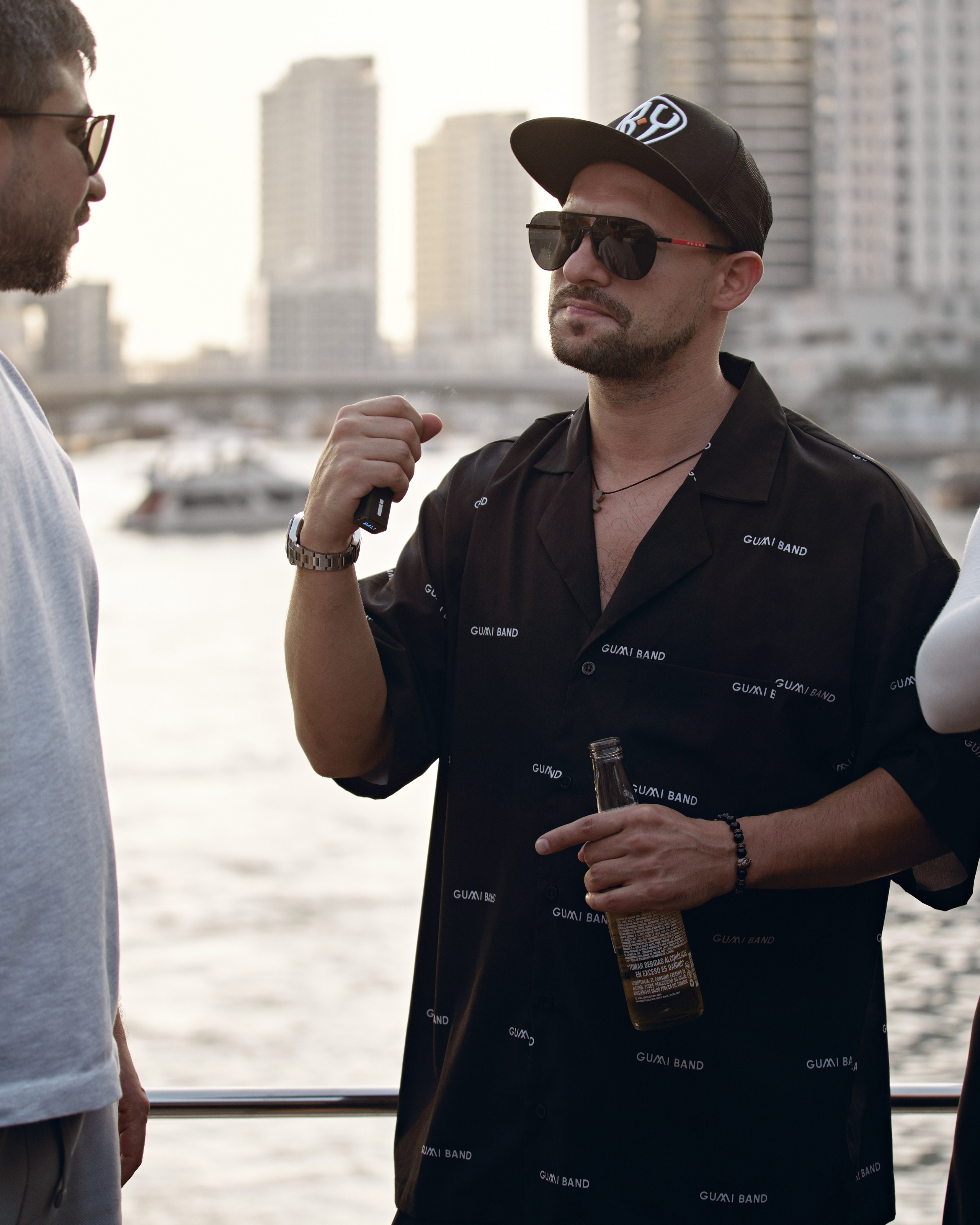 PAVEL DEREVYANKO. NOIZOMAX Художественный фотограф в Дубай