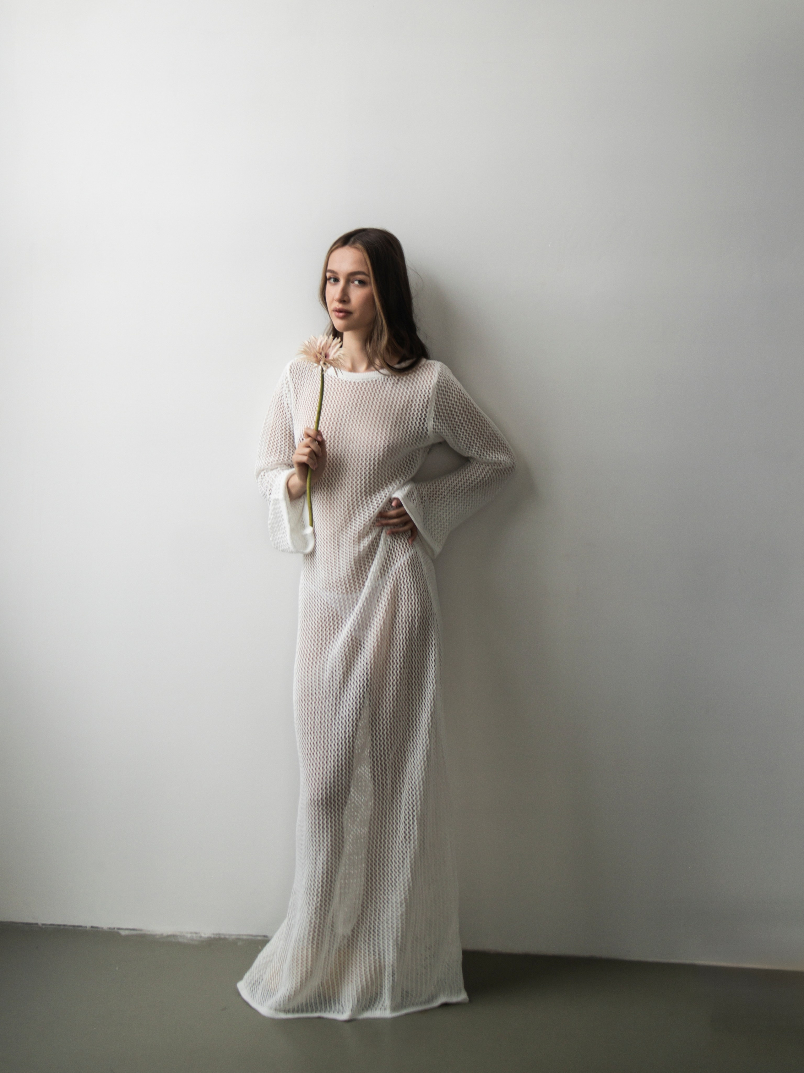 Весенняя с цветами. Фотограф СПБ Засорина Юлия