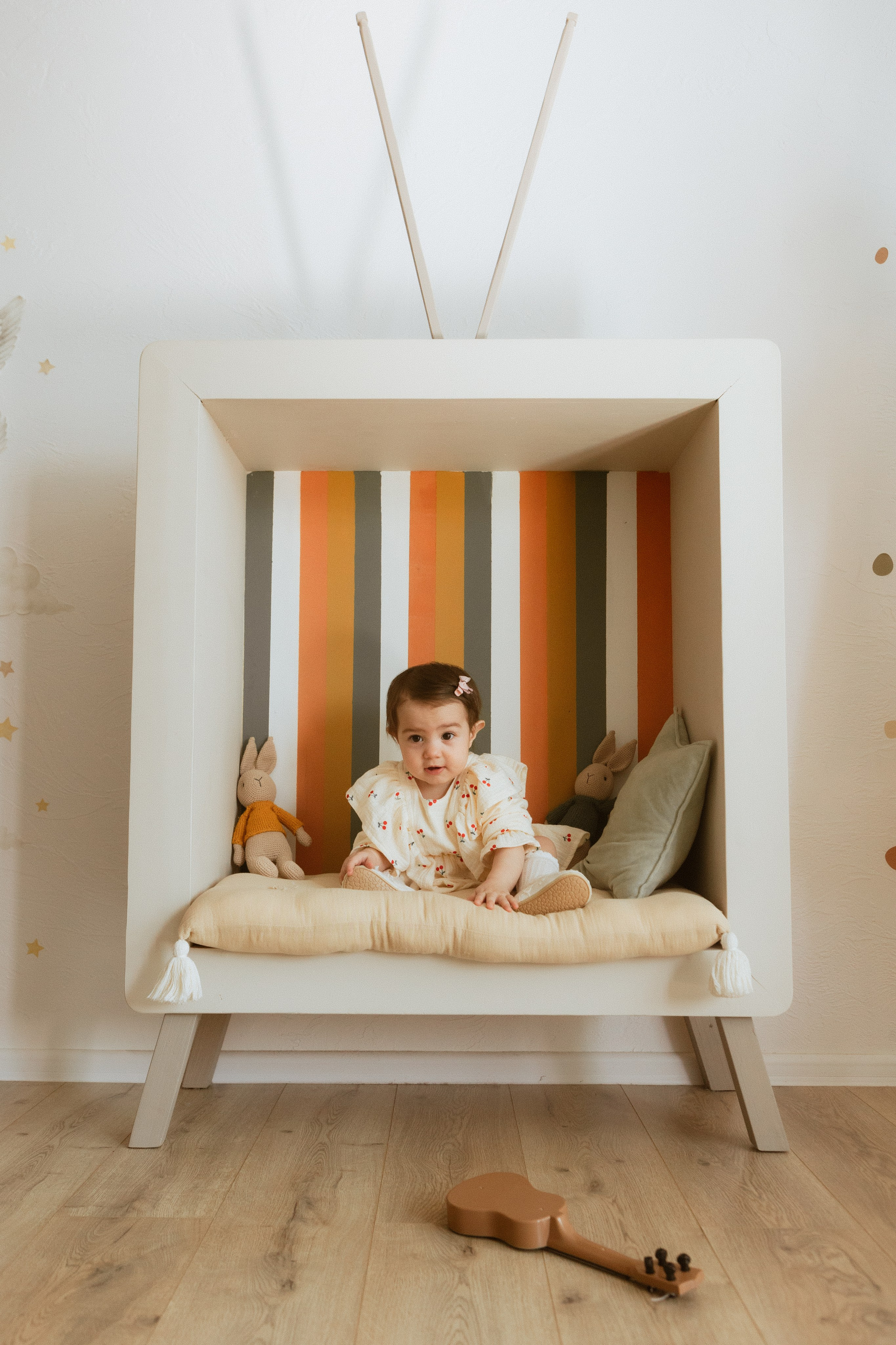 нежная семейная фотосессия с годовалой дочкой в студии, семейный фотограф в Москве