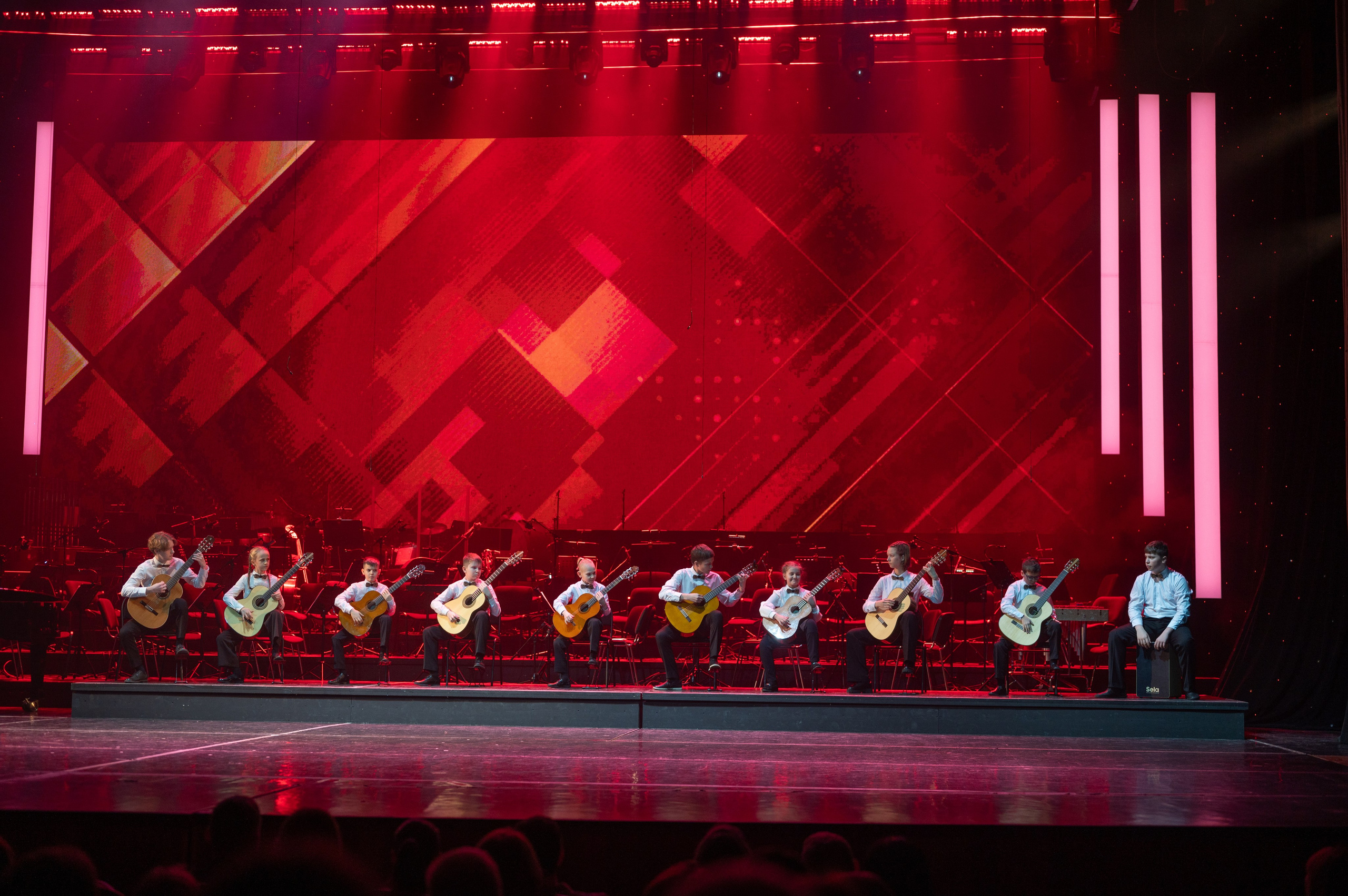 Отчетный концерт ДШИ «Гармония» «Зимняя гармония». Фотограф новорожденных, семейный детский в Тюмени Татьяна Морозова