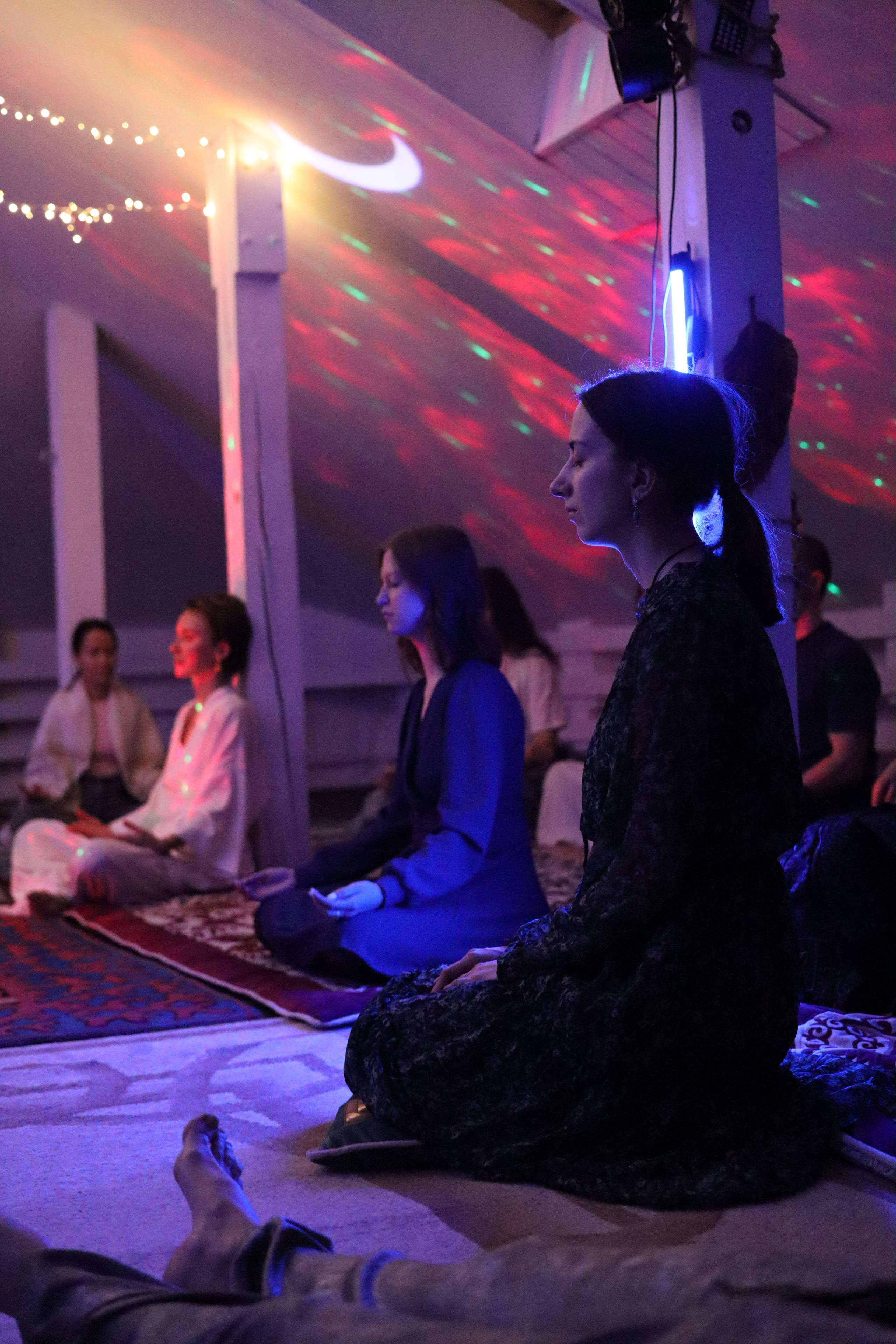 Bhakti Mantra. Photo Ninja