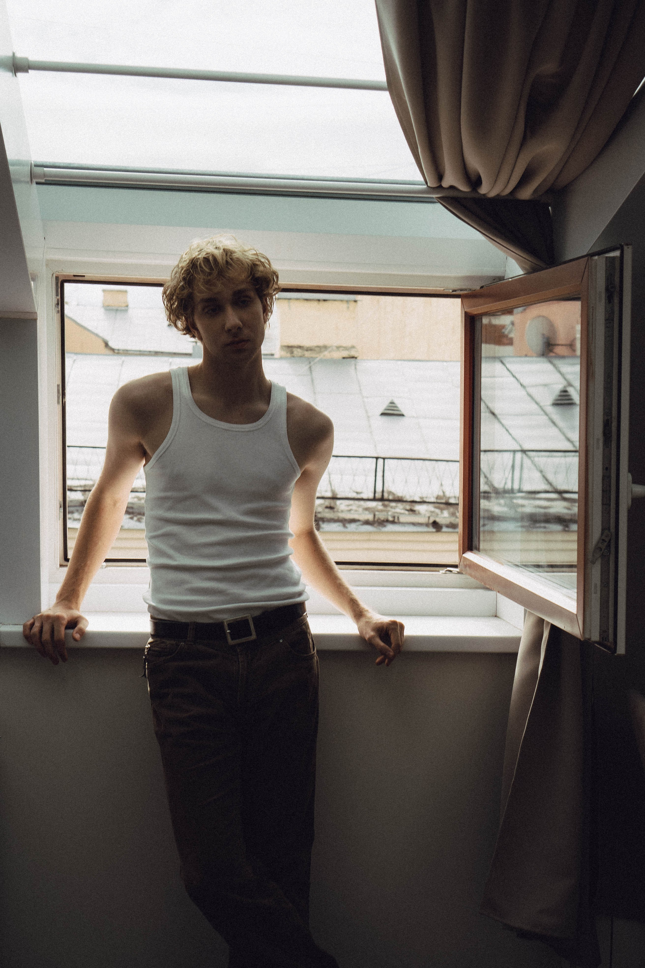 СВАДЕБНАЯ СЬЕМКА В ОТЕЛЕ. СБОРЫ ЖЕНИХА И НЕВЕСТЫ И ТАКЖЕ ТОР И ПОДГОТОВКА К ПРОГУЛКЕ. Профессиональный фотограф, Санкт-Петербург — Виктория Богомолова