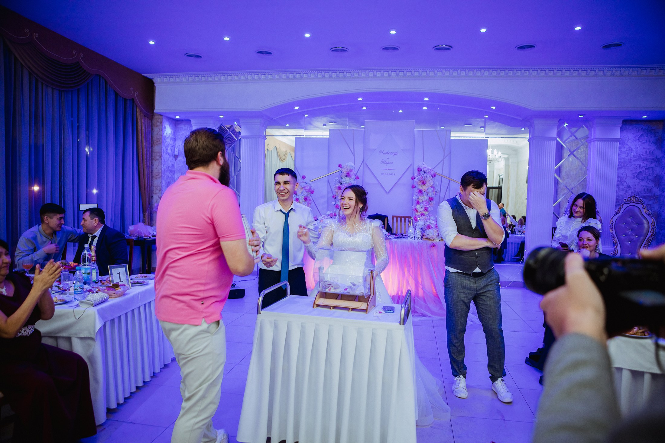 Александр и Мария. Фотографы в городе Волгограде — Людмила Агеева и Алексей Околелов