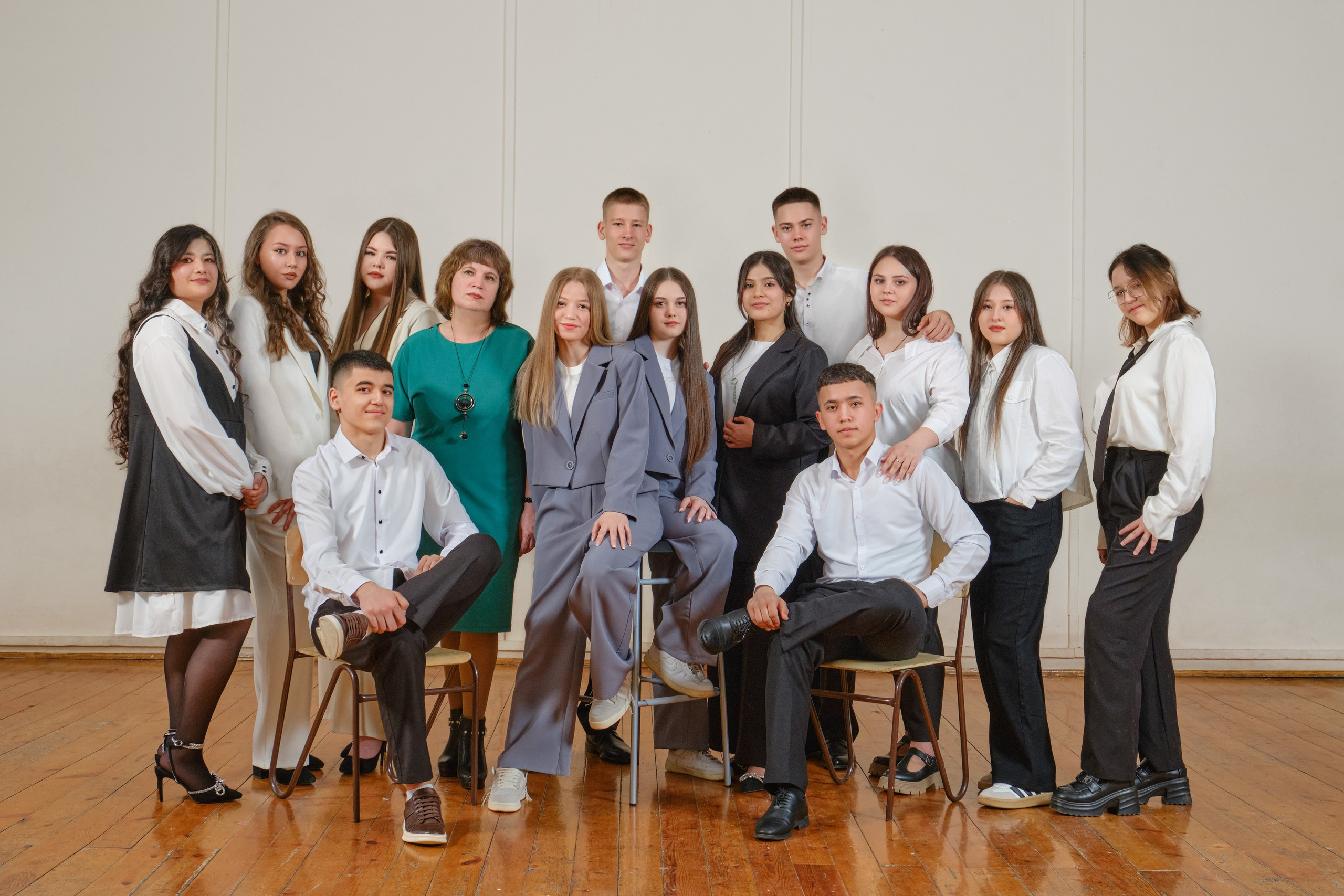 Выпускной альбом 9 класс. Фотосессия класса для фотоальбома