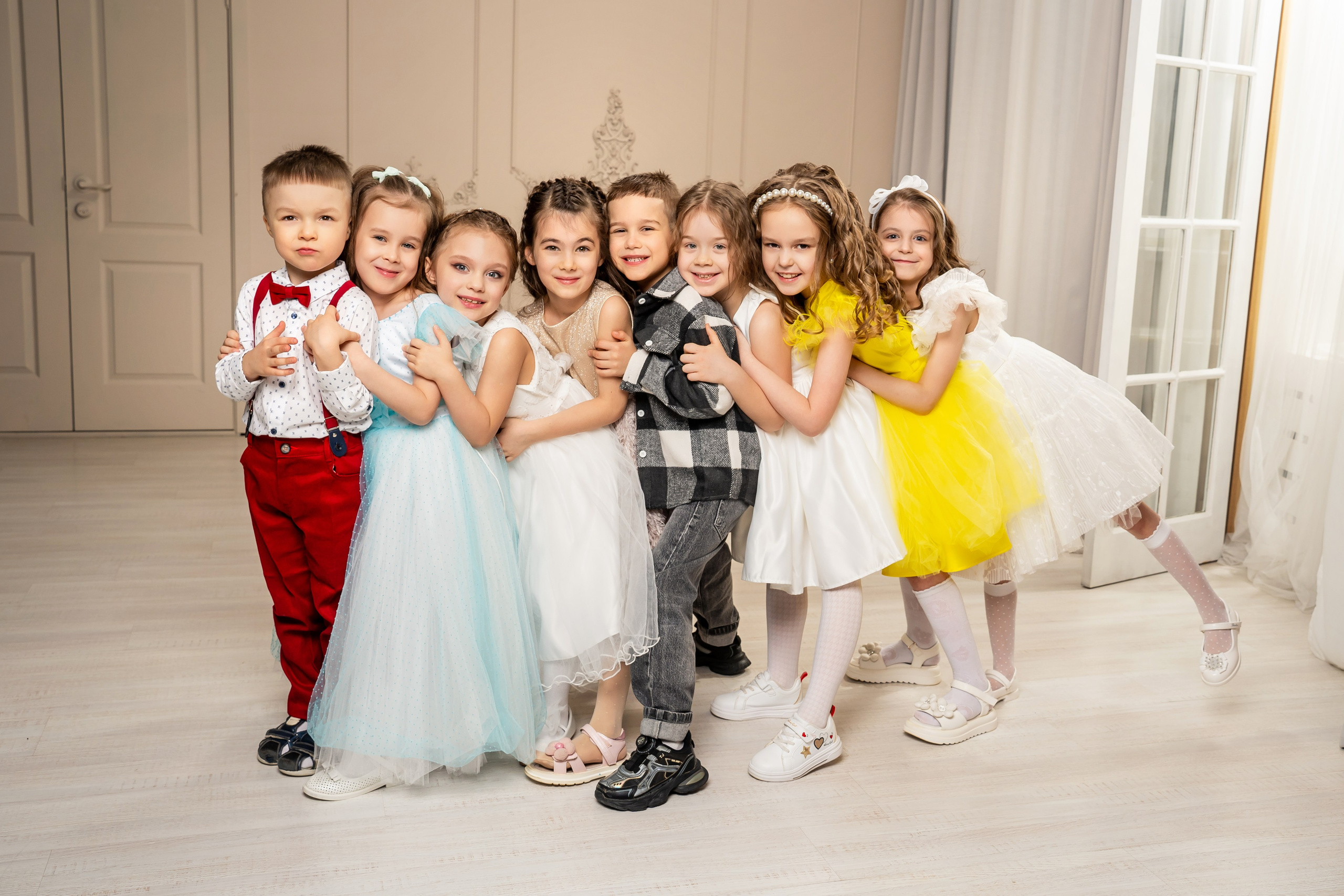 ДС — 5. Выпускные альбомы в городе Кирове. Фотограф Екатерина Невская