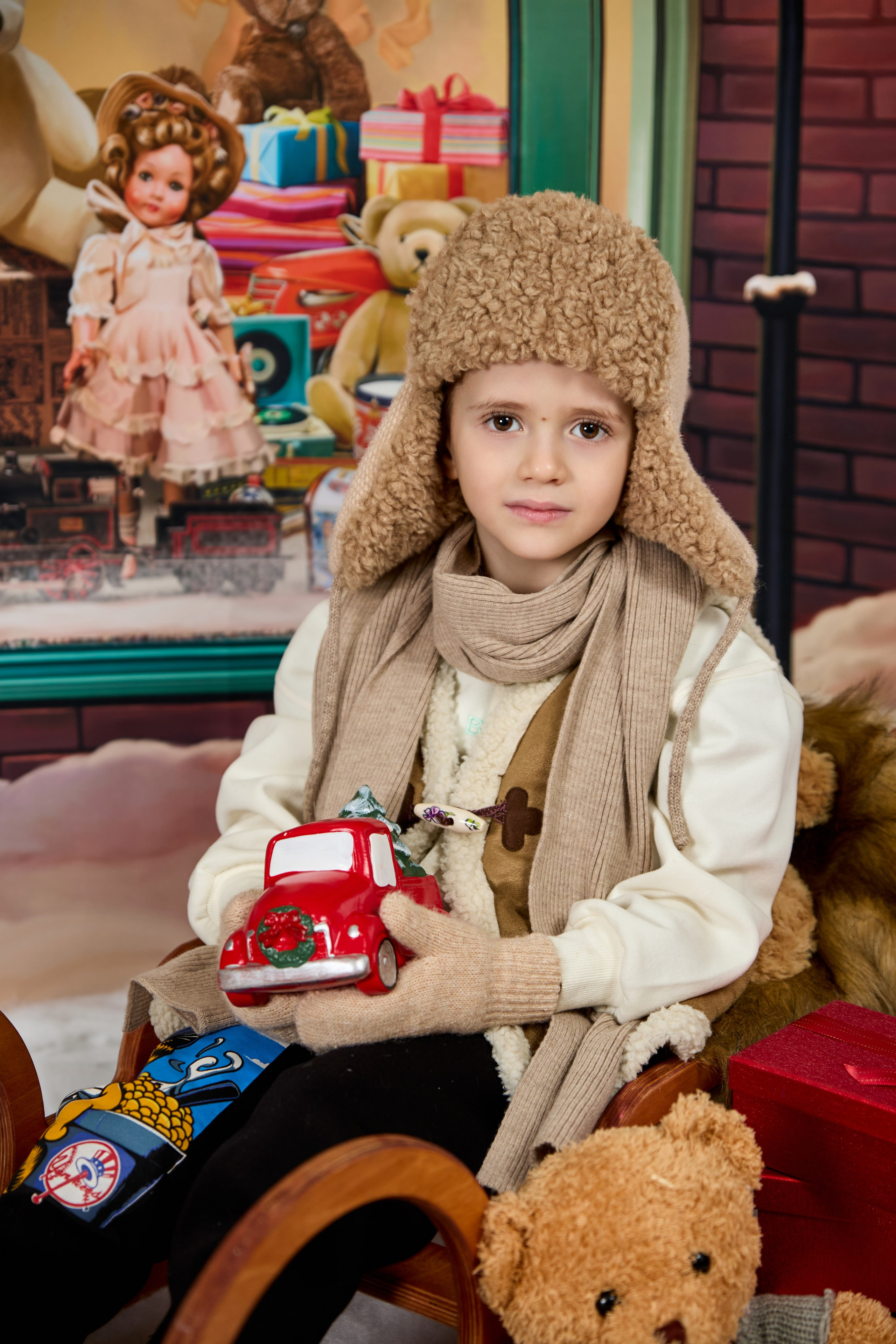 «Магазин игрушек». Выпускные альбомы в Донецке и ДНР. Фотограф Донецк и ДНР