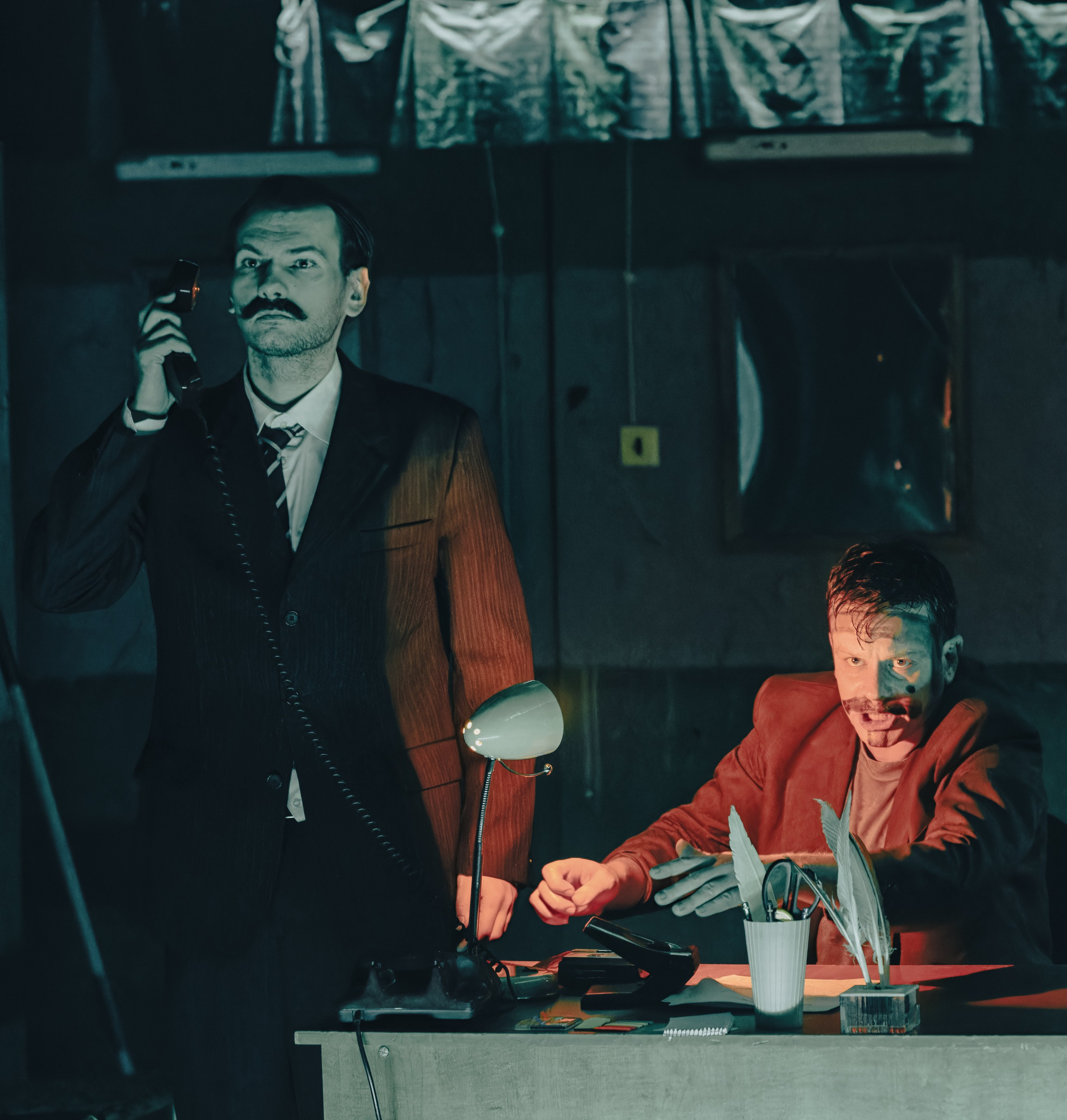 Записки_сумасшедшего_Чехов Центр. Фотограф. г. Южно-Сахалинск. Олег Толстов