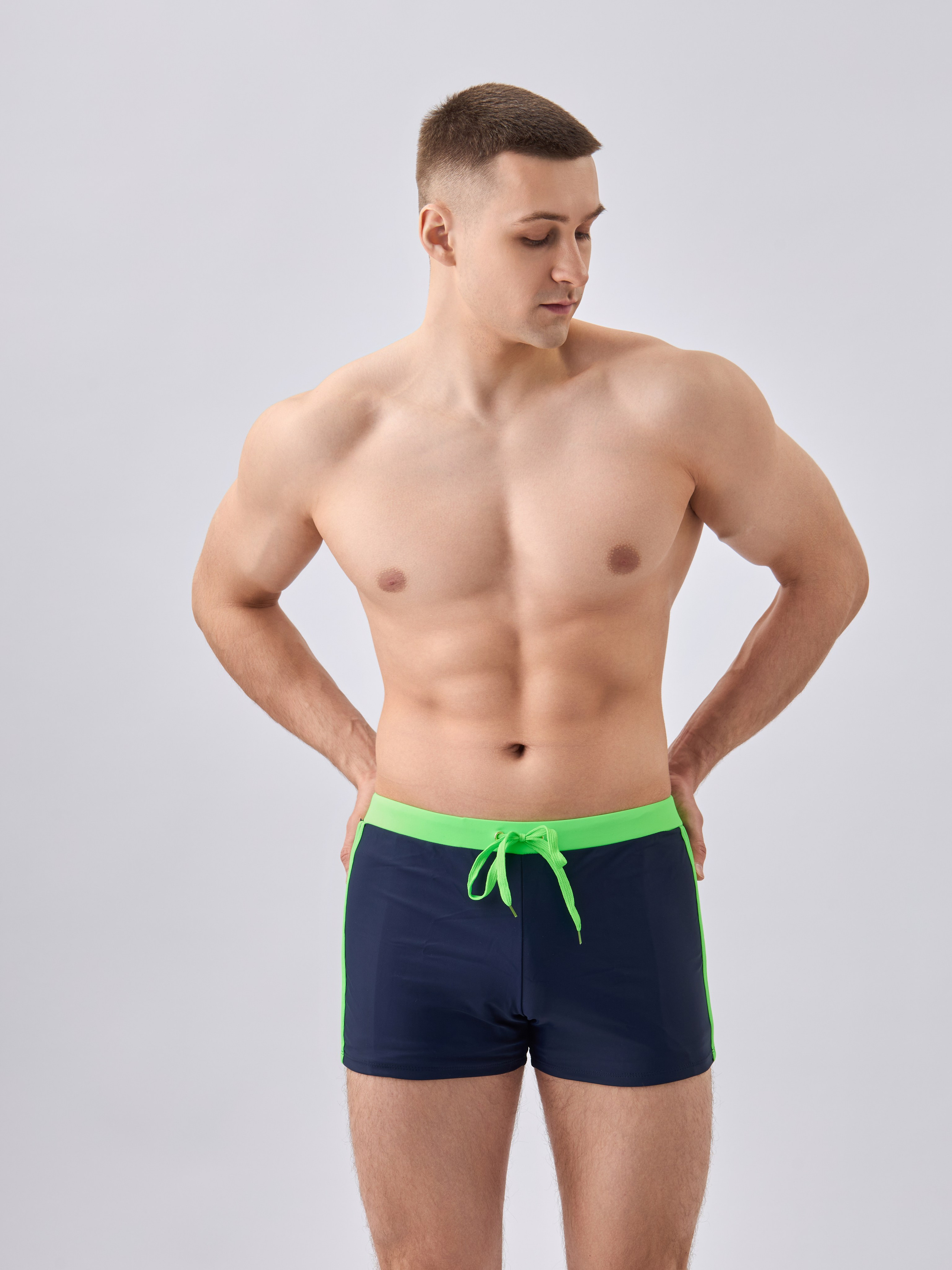 Фотосъёмка купальников, трусов и бюстгальтеров. Рекламный фотограф в Санкт-Петербурге Петр Дорошенко