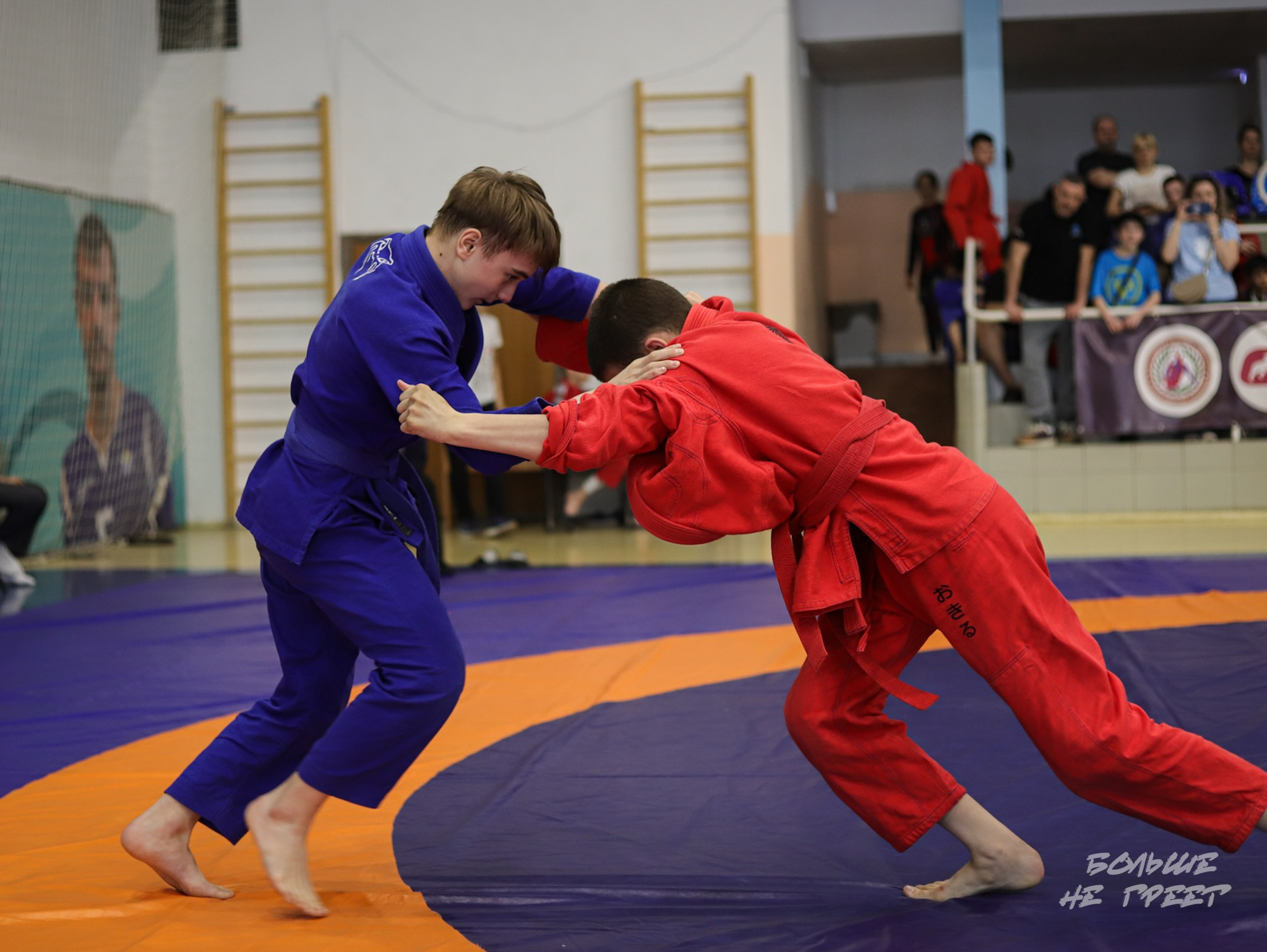 ПЕРВЕНСТВО УРФО ПО СПОРТИВНОЙ БОРЬБЕ ГРЭППЛИНГ И ГРЭППЛИНГ-ГИ. Больше не греет