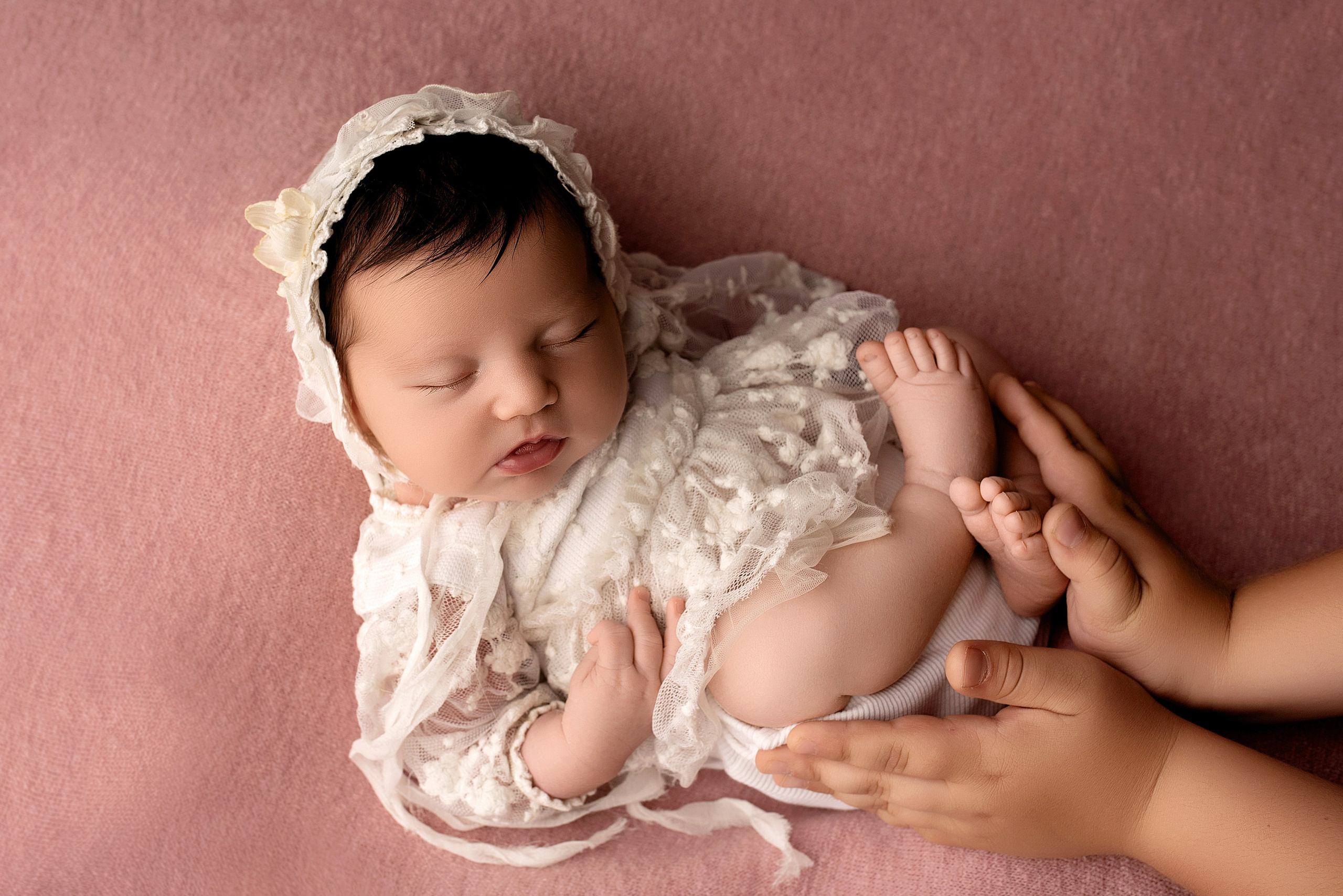 Новорождённые девочки. Детский фотограф новорождённых в Минске Боровик Екатерина