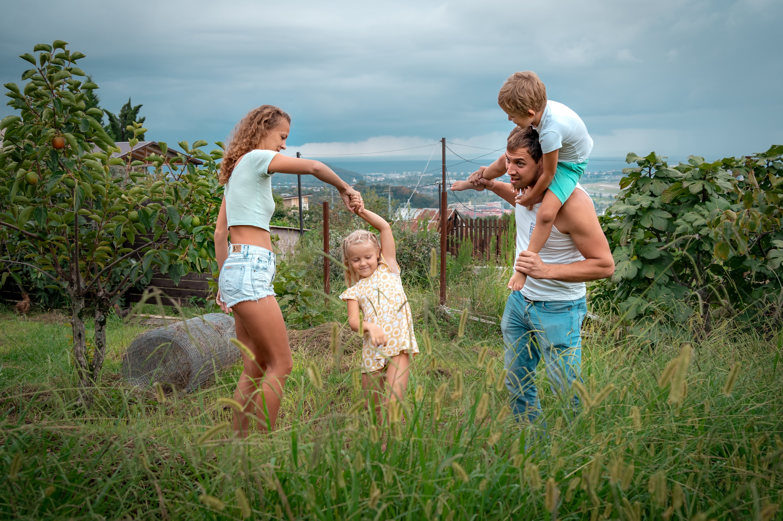 День с семьей, Сочи. Семейный фотограф Варвара Сорока в городе Москве