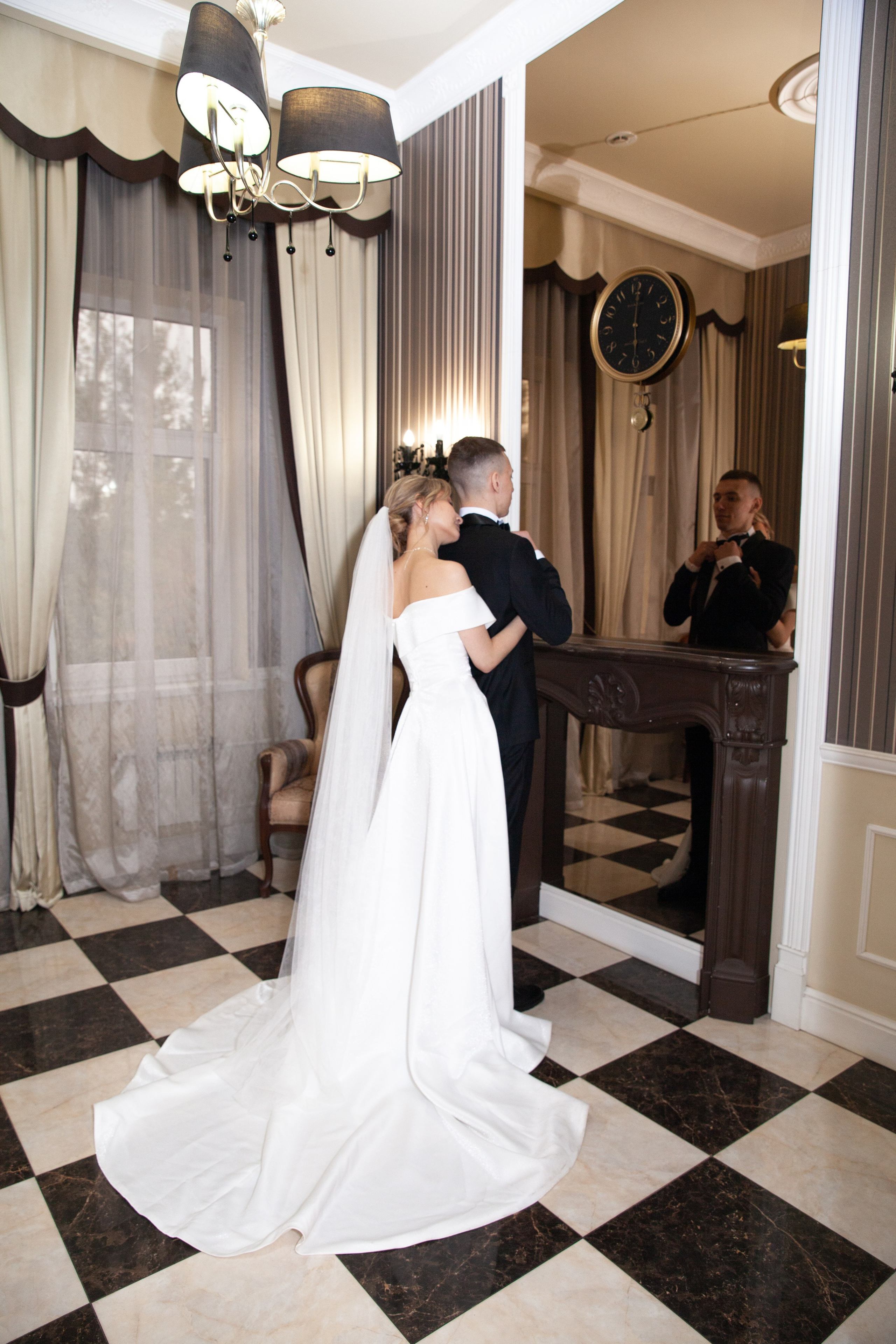 Свадебная фотосессия в отеле Ареал. Фотограф в Железнодорожном и Балашихе