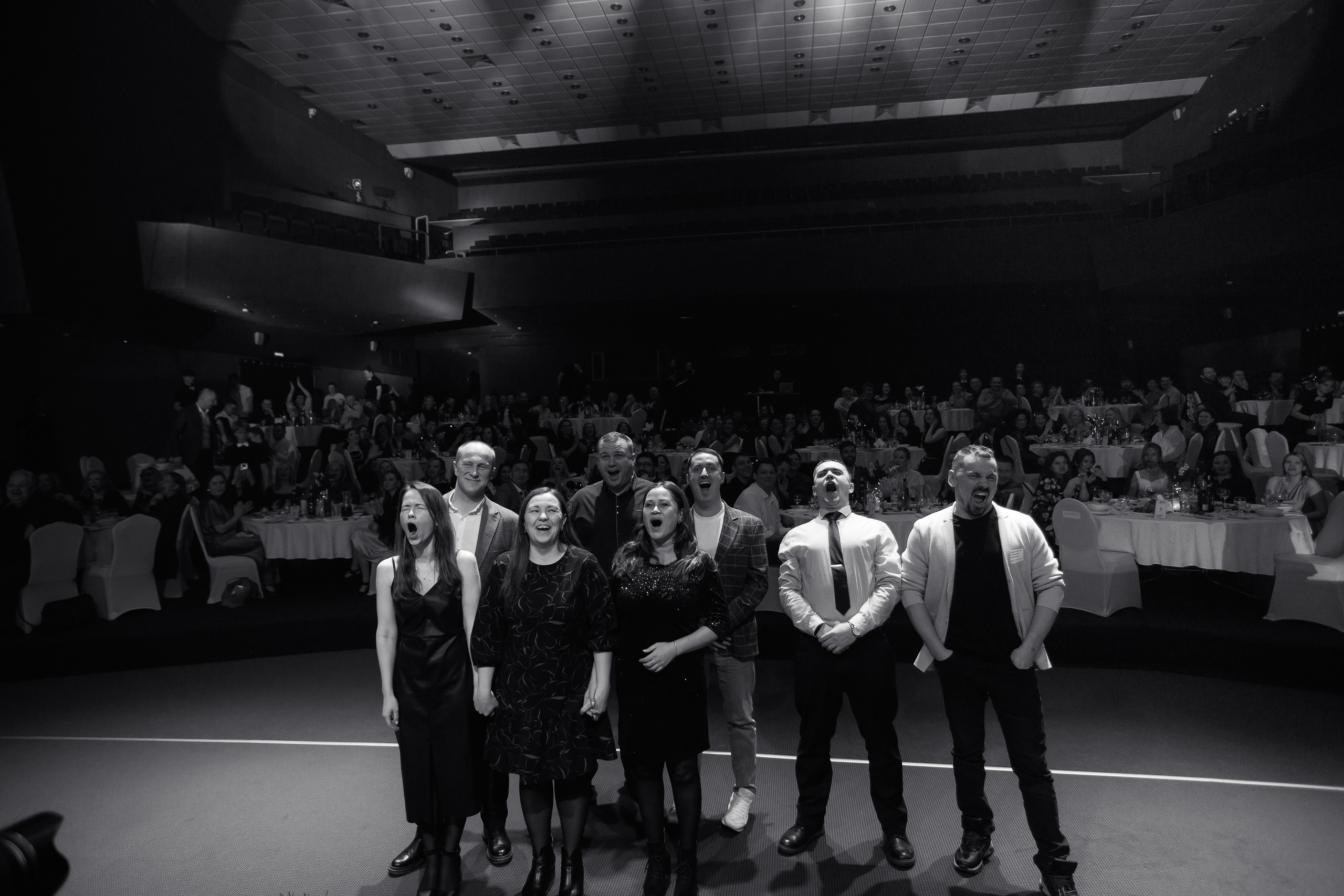 РЕПОРТАЖ: НОВЫЙ ГОД В ДК МЕТАЛЛУРГ. Профессиональный фотограф в Ижевске Леша Петров