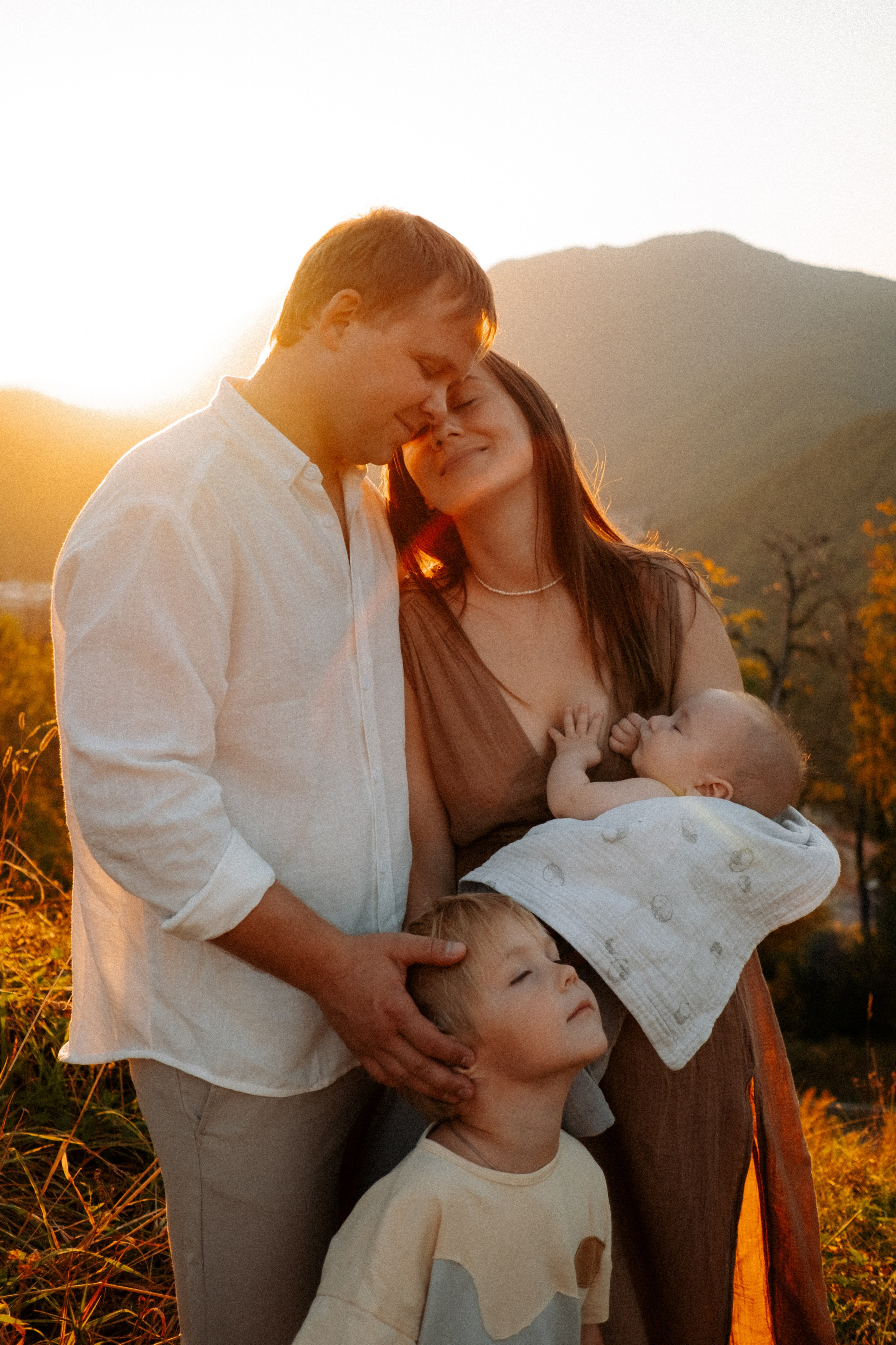 Семейные фотосессии в Сочи, Сириус и на Красной поляне. Семейный, свадебный фотограф Сочи, Адлер, Красная поляна