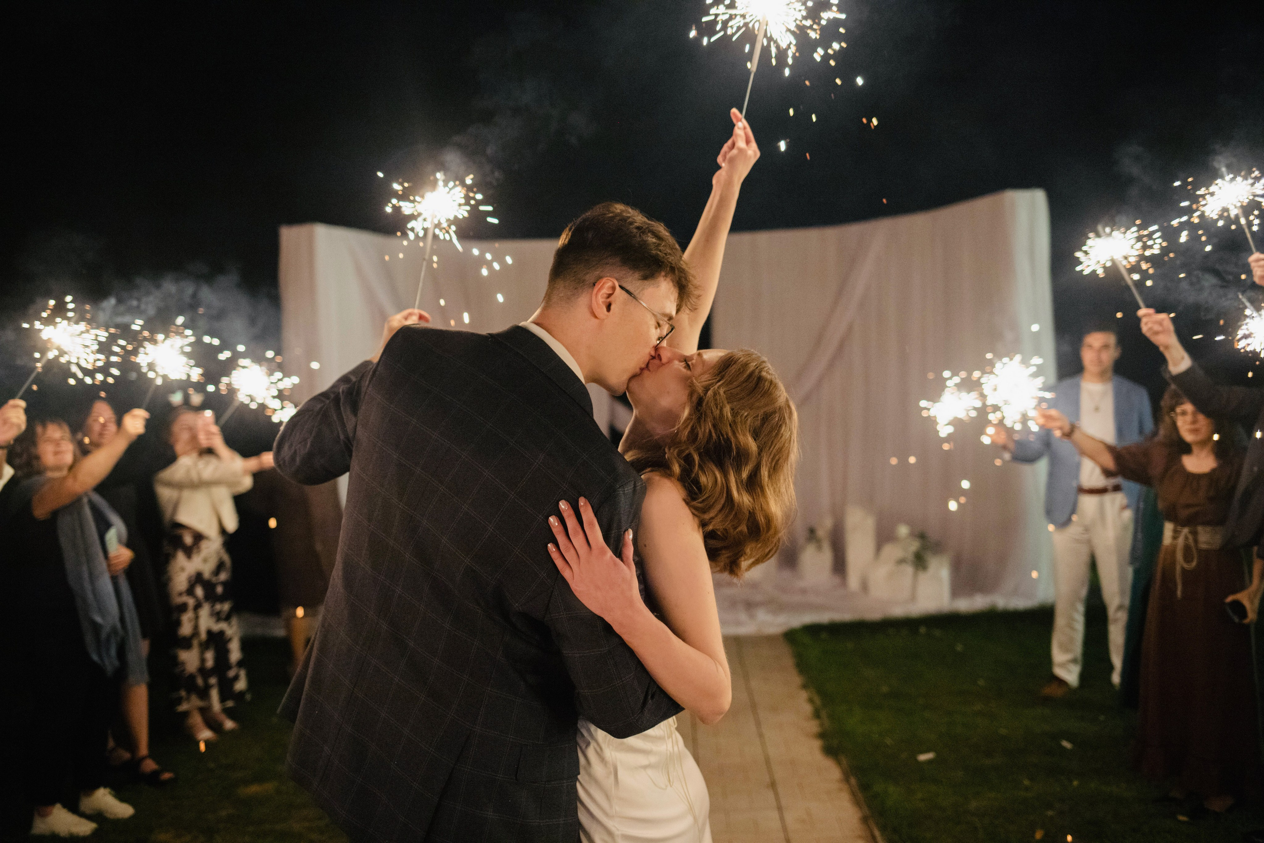 TONYA + DIMA. Photographer Alina Skitovich