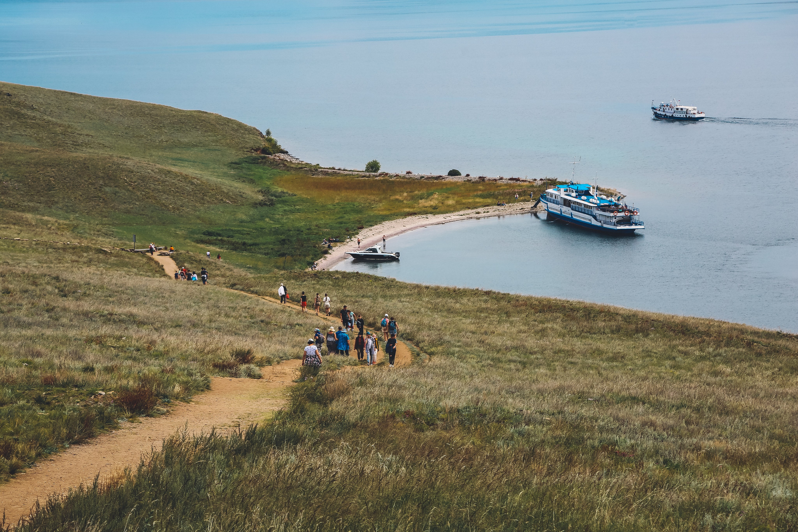 Байкал летний: легенды и святыни. Дарья Письменюк / Darya Leitstern — фотограф, музыкант, журналист, путешественник