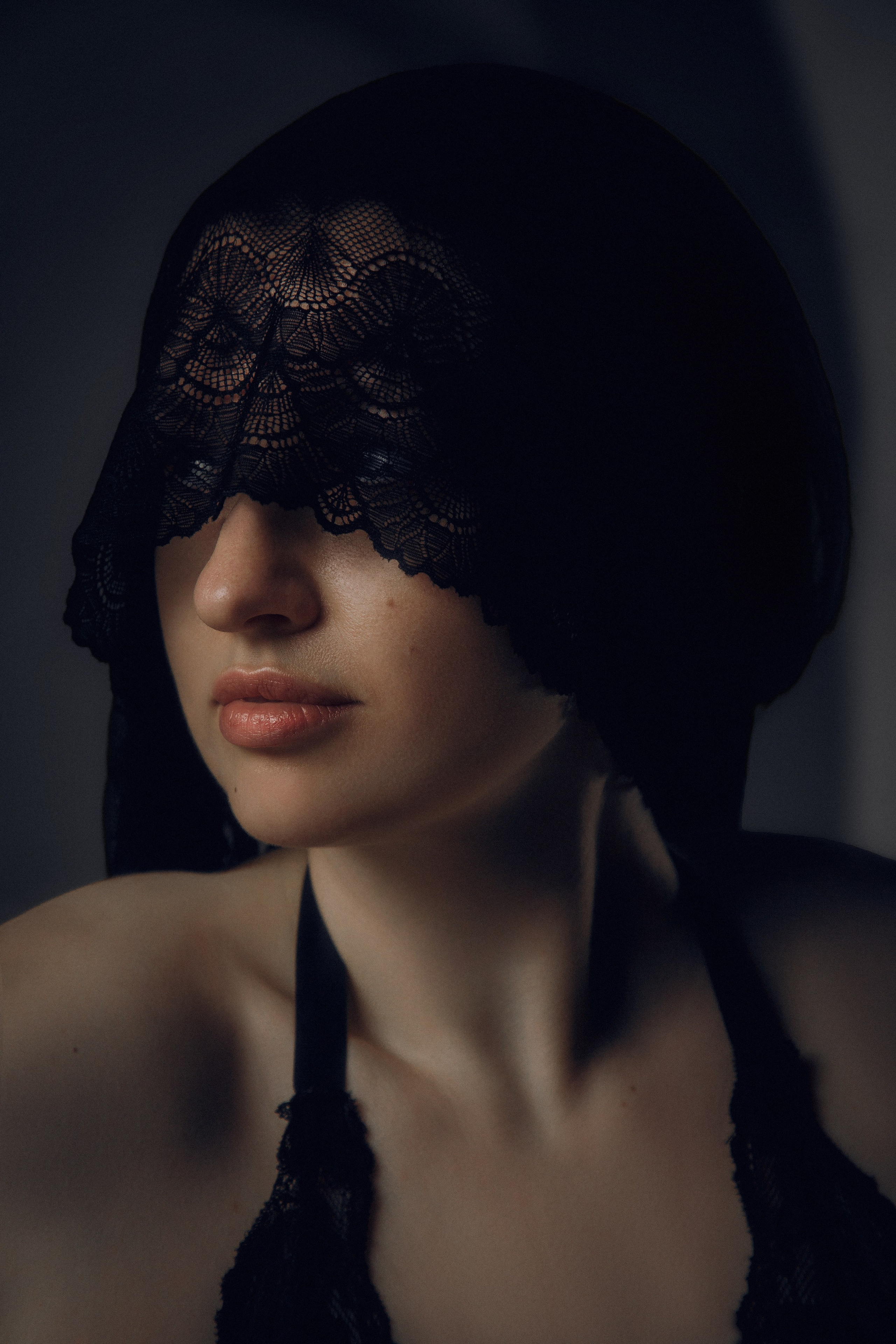 Фотосессия в студии с черной вуалью!