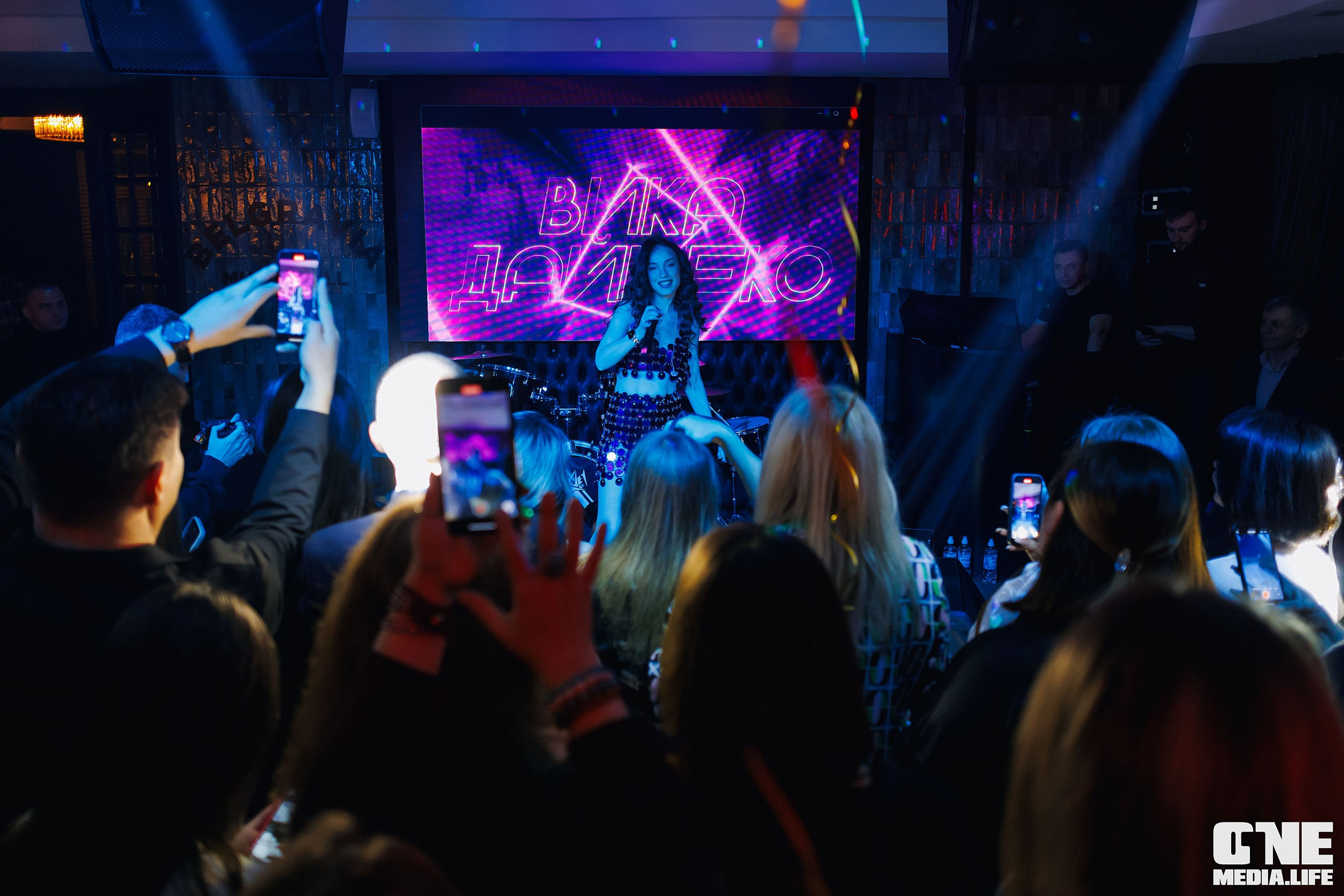 Фоторепортаж из караоке-клуба Белгравия. One Media Life: фоторепортажи, фотоотчеты с мероприятий и заведений