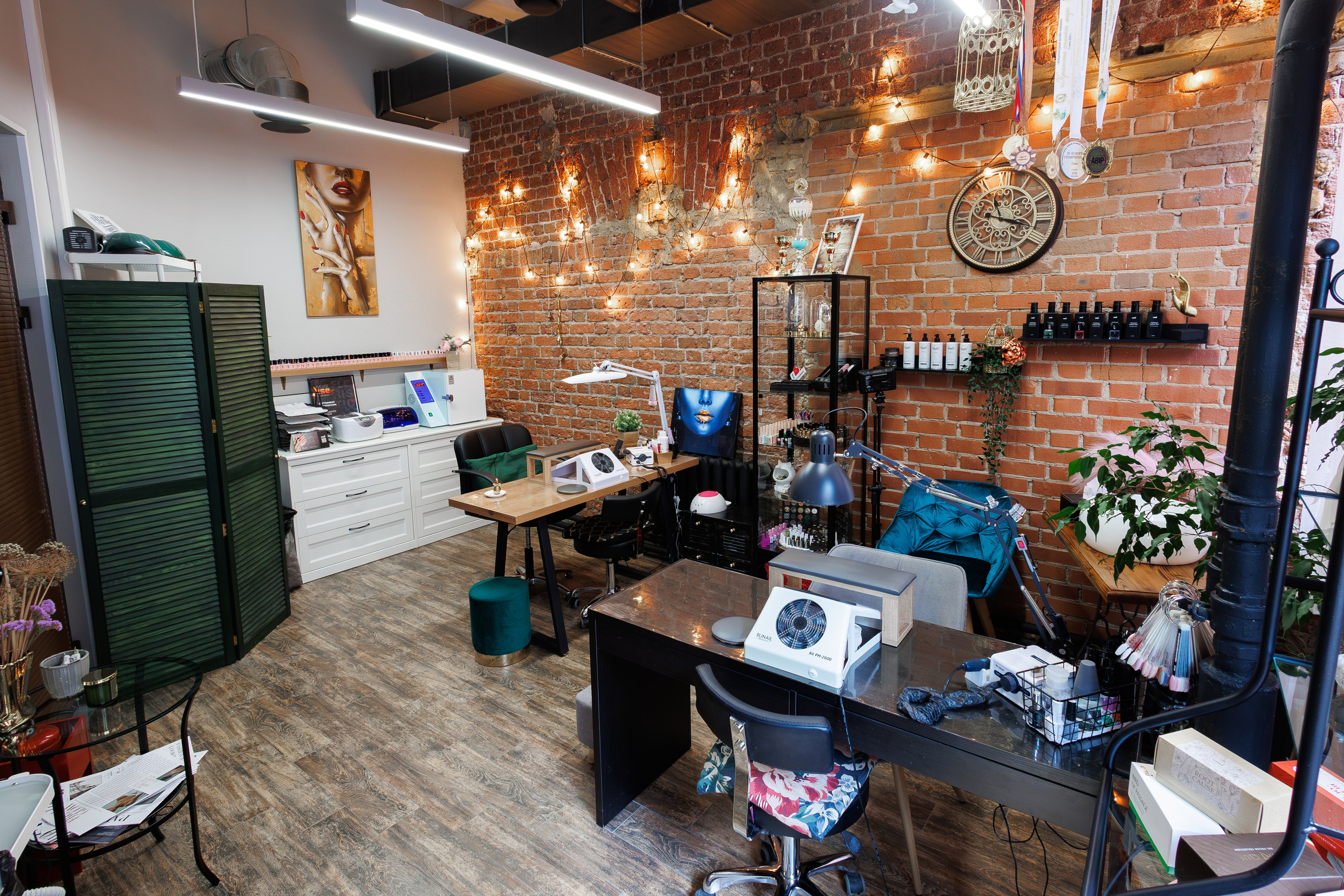 Азимут. Фотосъёмка для бизнеса — предметное фото, репортаж с мероприятий, портреты людей, съёмка интерьера и экстерьера