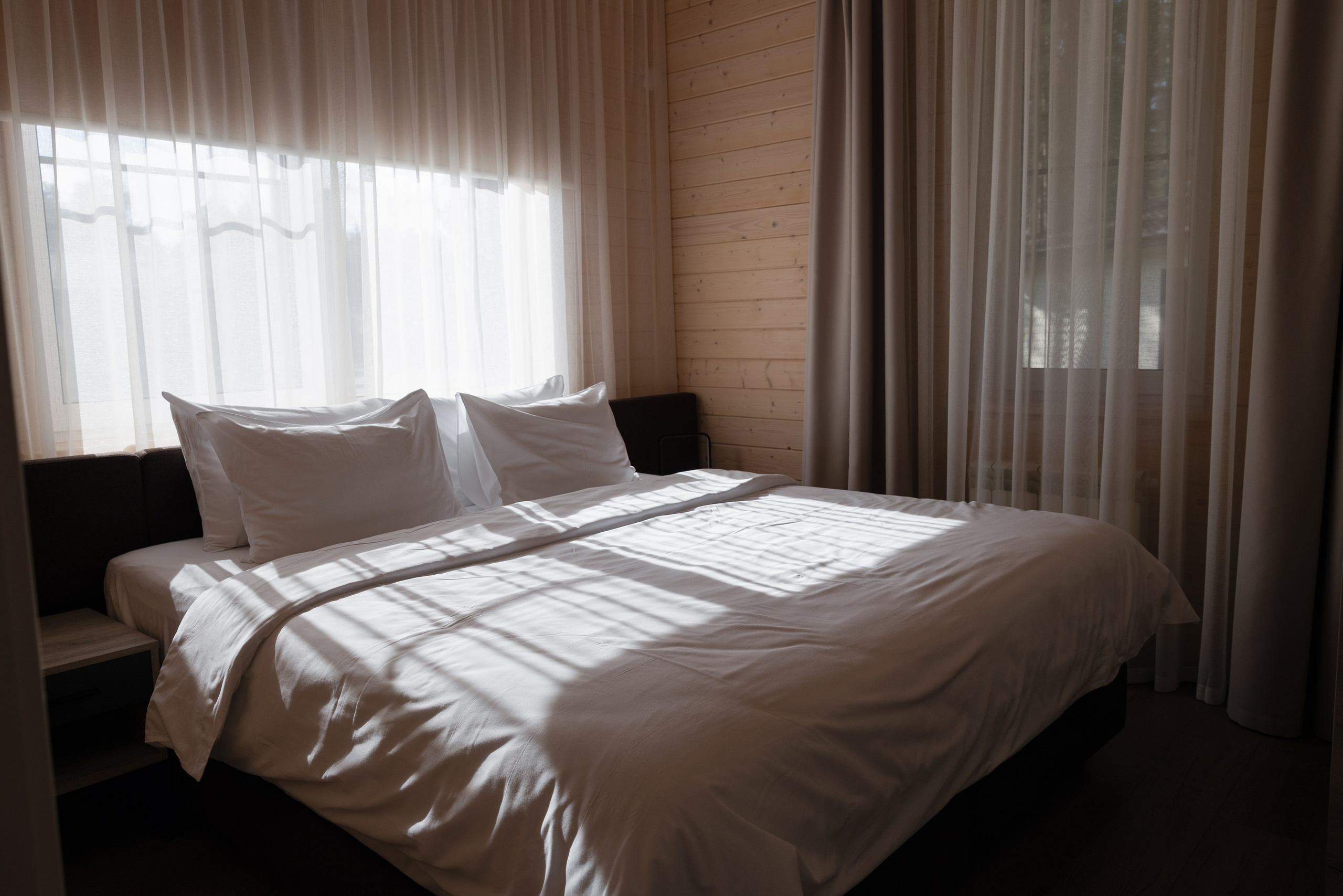 Фото для соцсетей и сайта базы отдыха «Лесная Ривьера». Фотограф в Санкт-Петербурге Вагнер Юлия