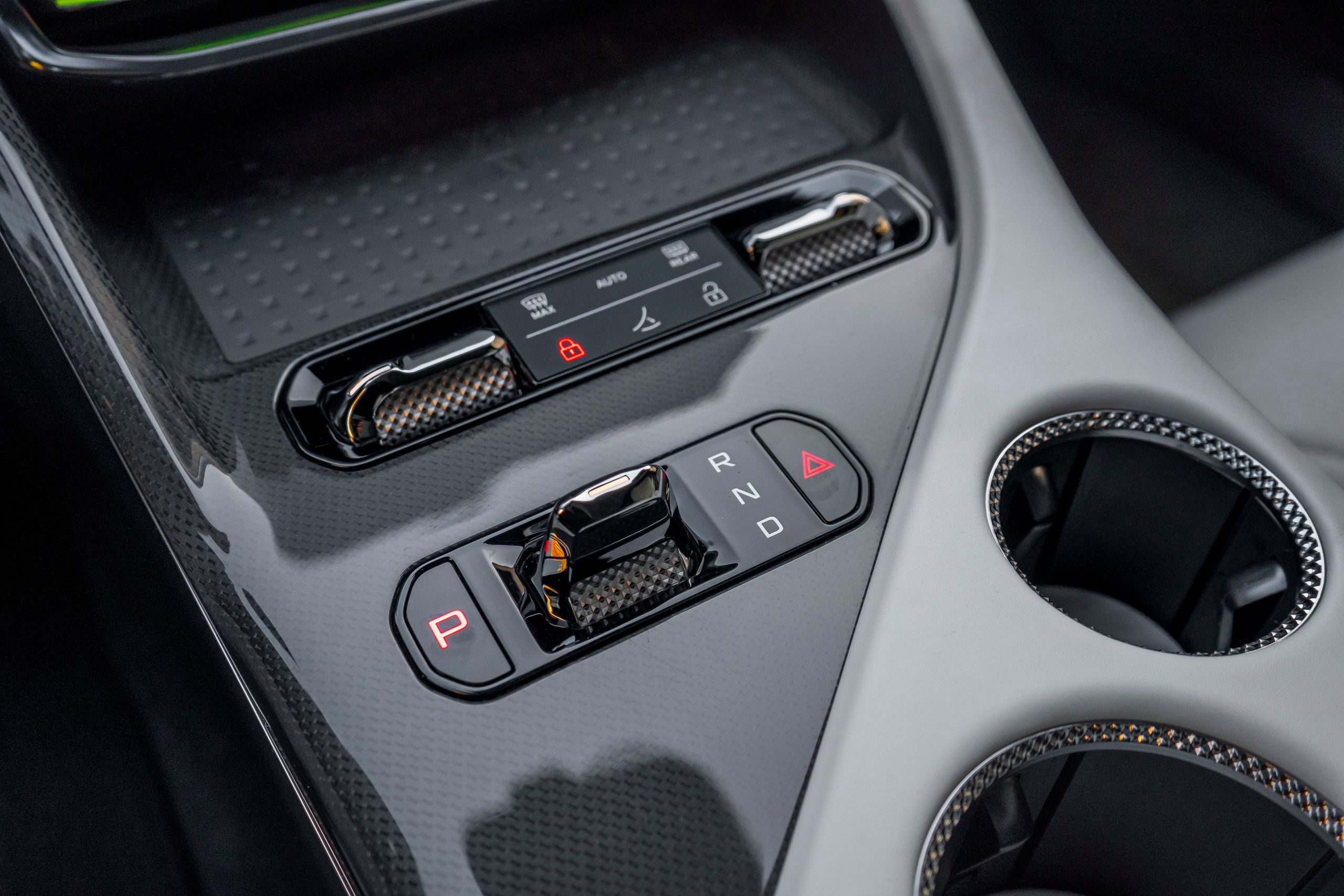 Lotus Eletre. Автомобильный фотограф Ногинск Денис Городок