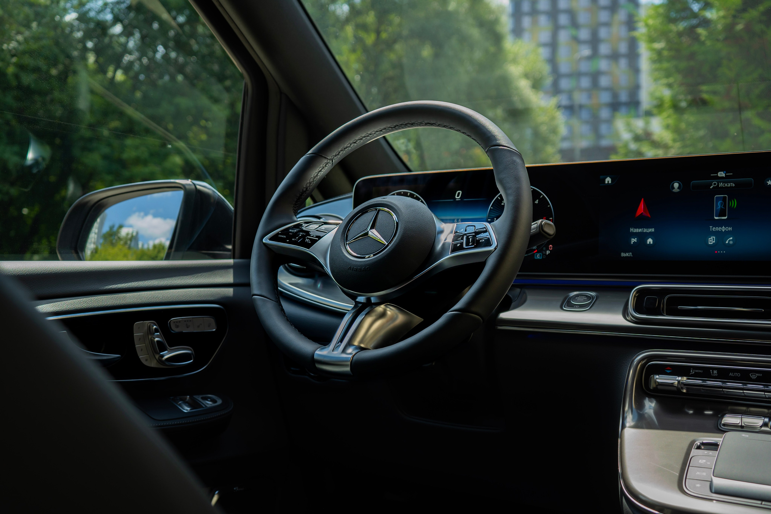 Mercedes-Benz V-class. Автомобильный фотограф Ногинск Денис Городок