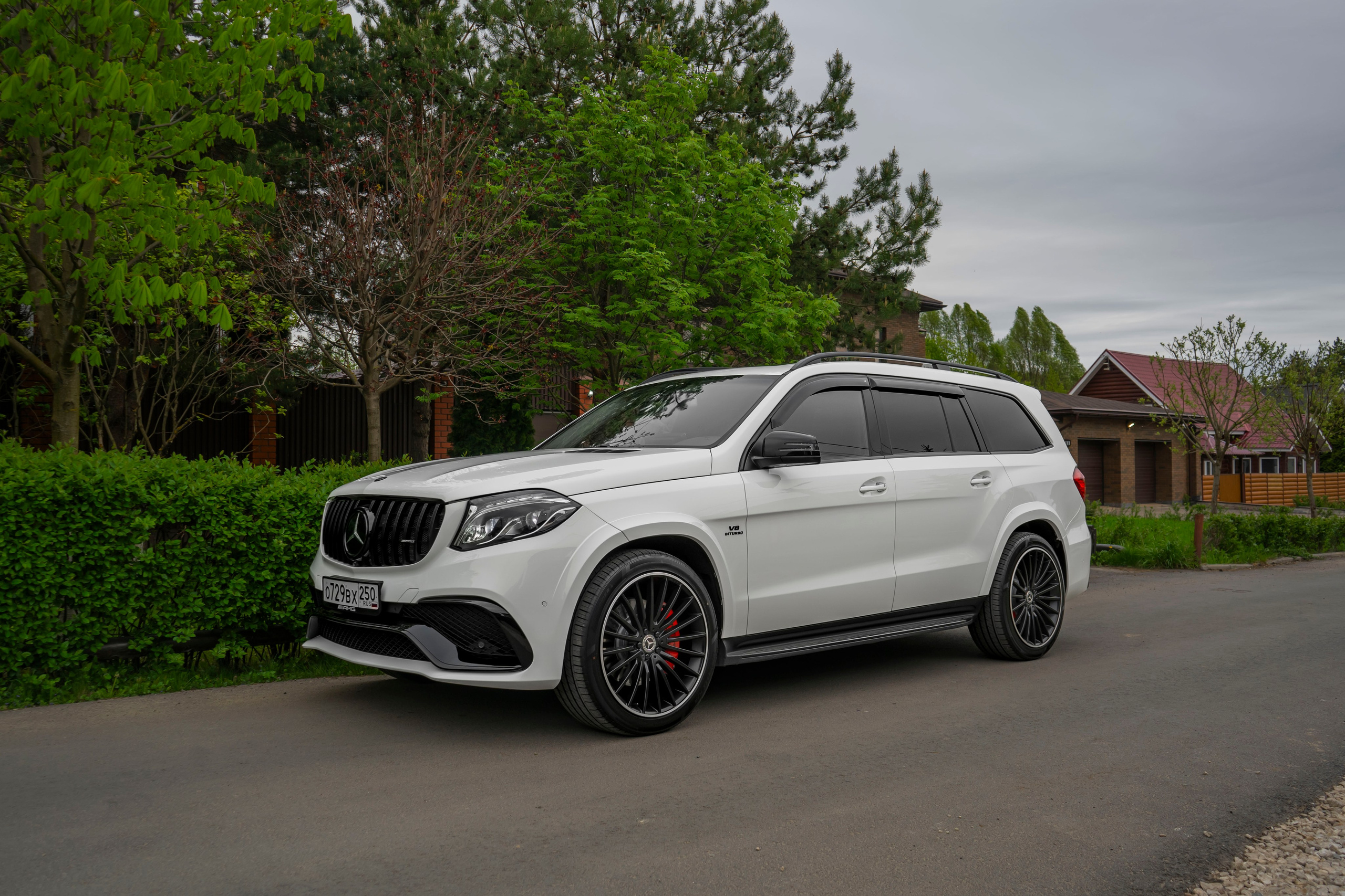 Mercedes-Bens GLS63 AMG. Автомобильный фотограф Ногинск Денис Городок